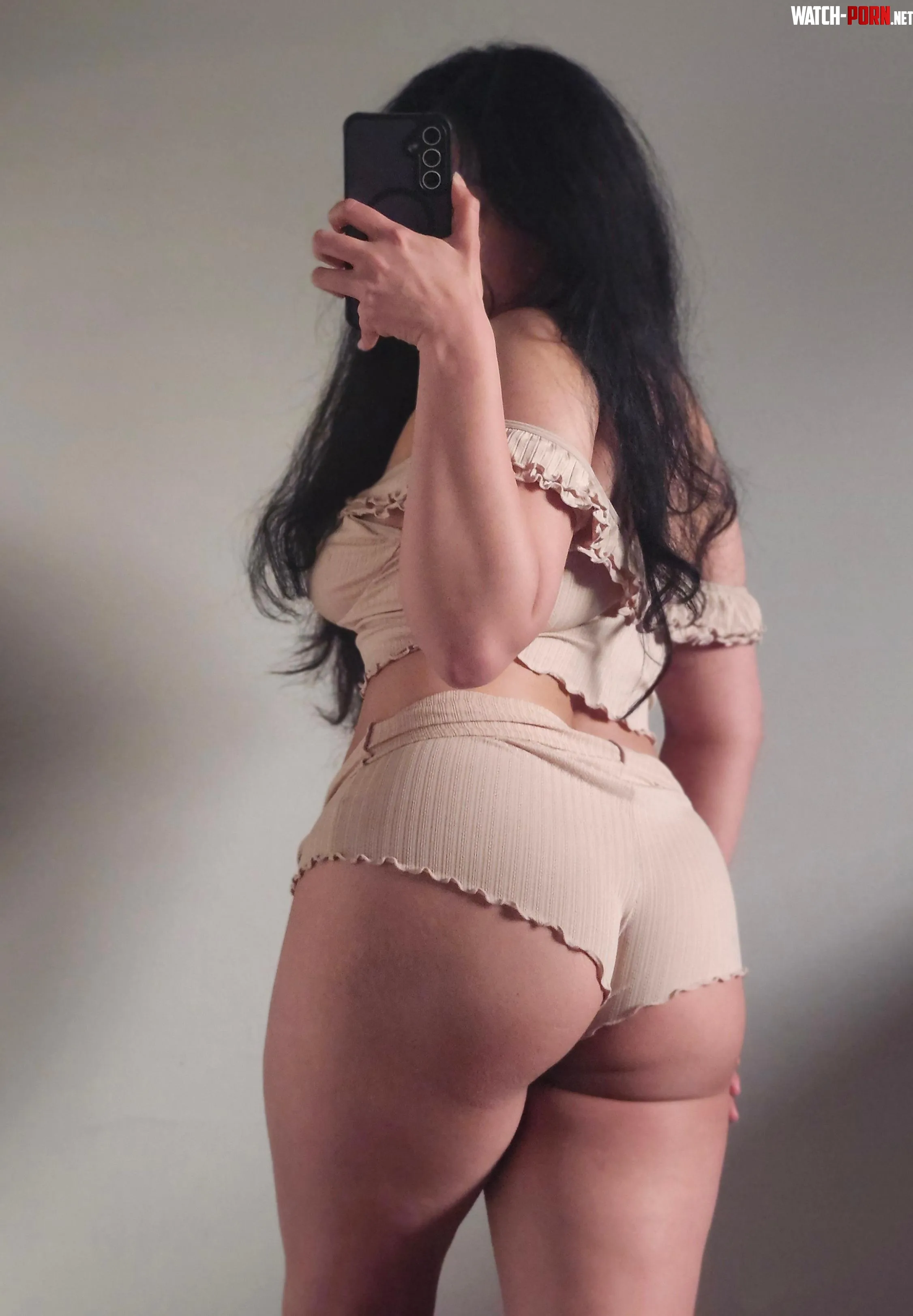 Looking for an ass man to sit on by sweetjellylychee