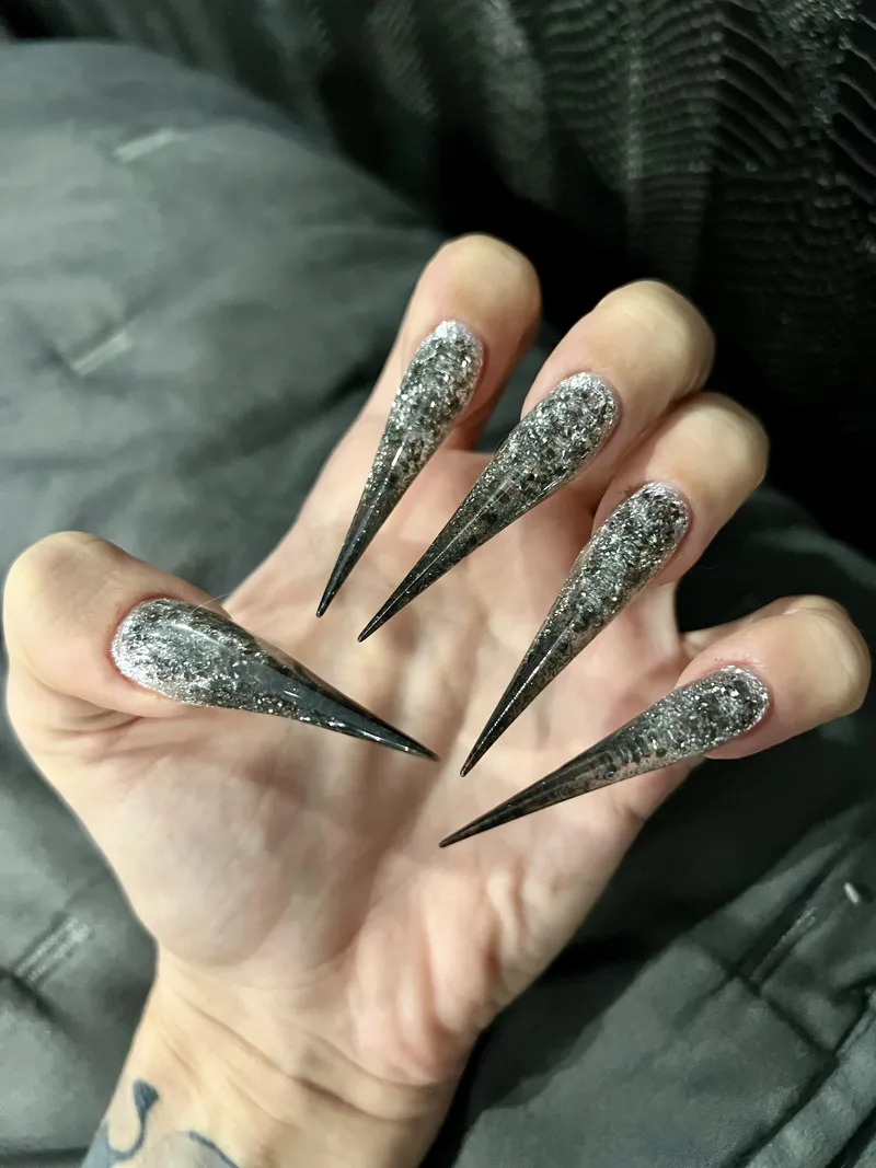 Thumbnail My New Claws: Nail Fetish Chronicles with Juliadomaina