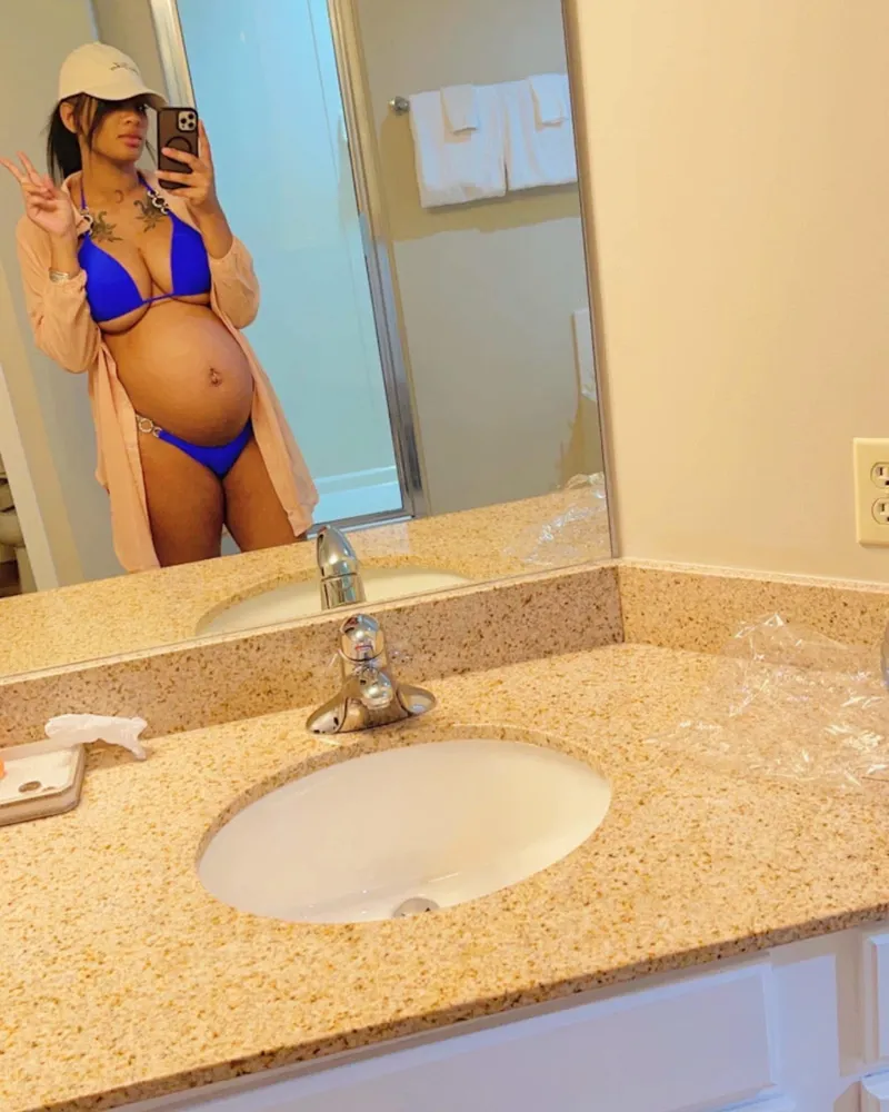 Thumbnail Beach Beauty: ThaiGianny's PregnantPorn Transformation