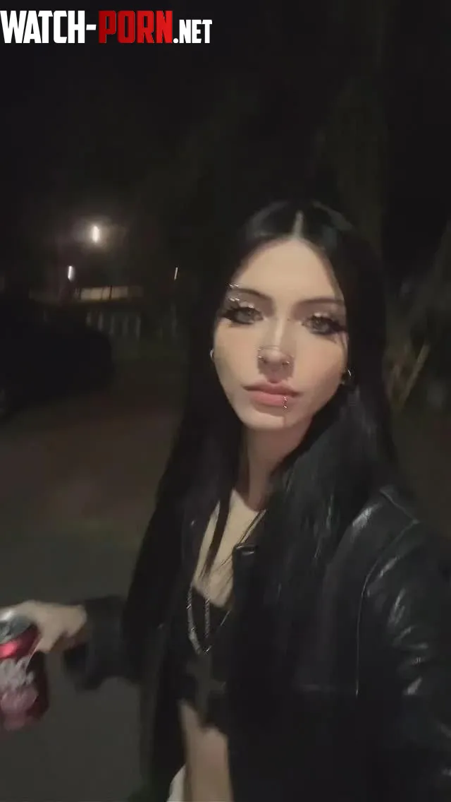 Please guys, can someone tell me who she is? by Capixabixinha