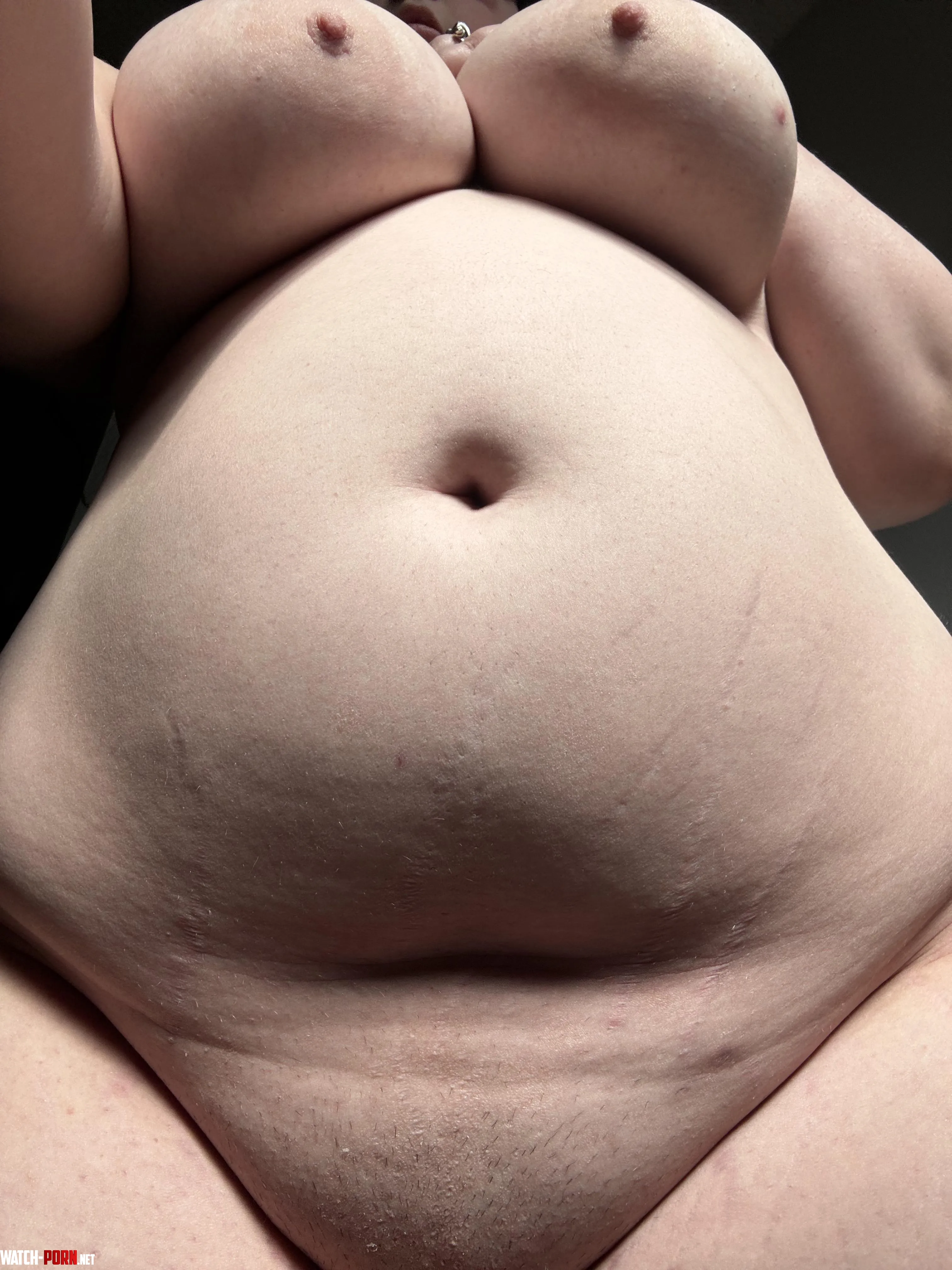Is my chubby body jerk-off-to-able by sweet_elz