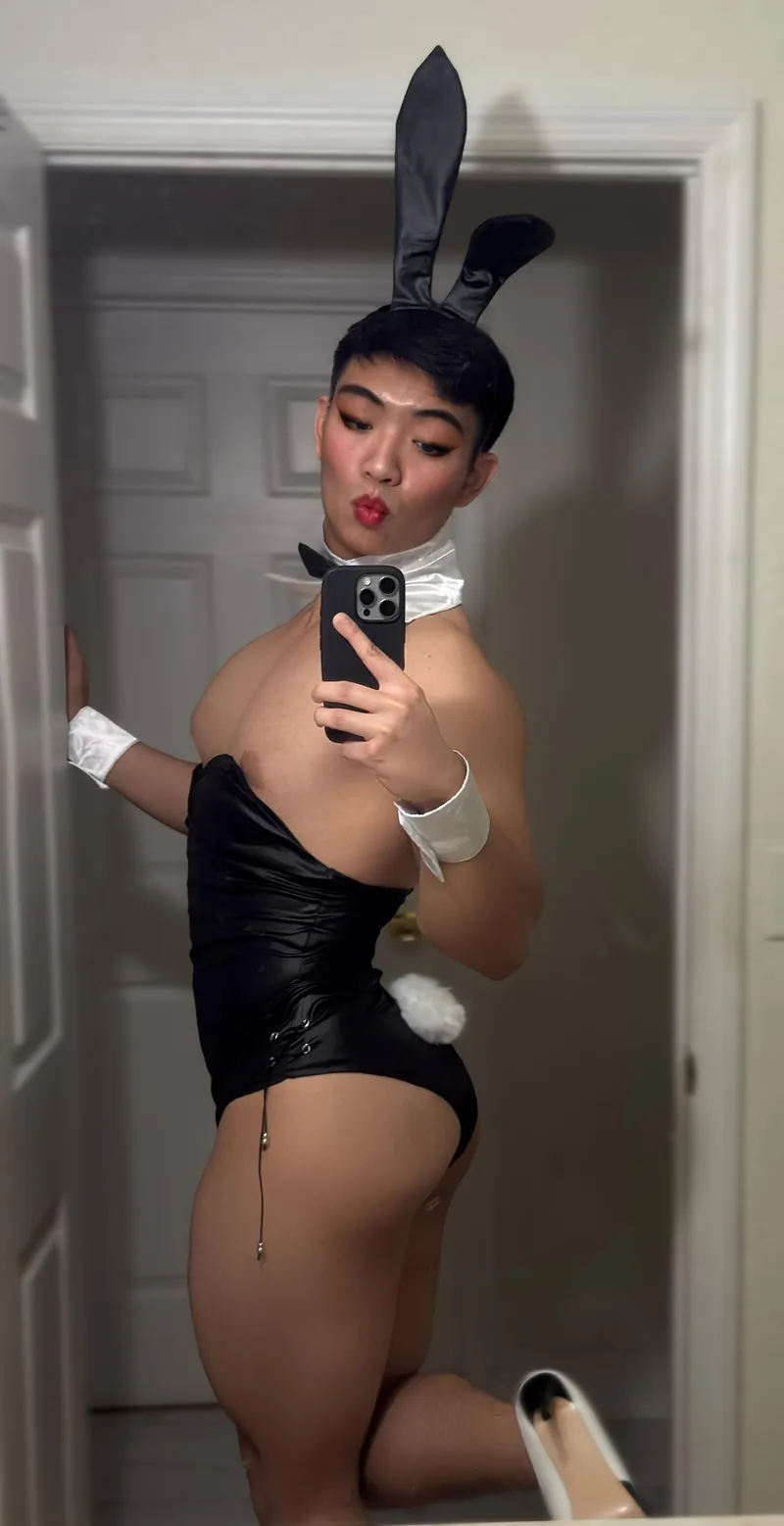 Thumbnail Viet_Sensation_03 Rocks a Bunny Costume Look in asiansissification