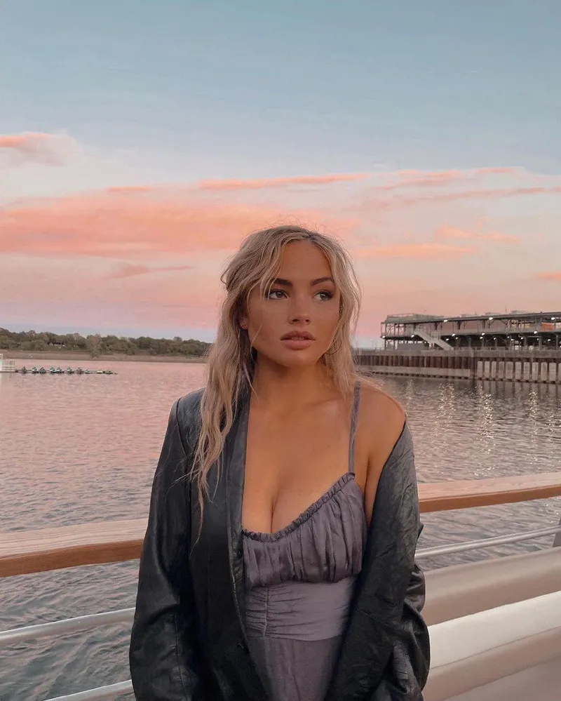 Thumbnail Natalie Alyn Lind: A Celeb Profile by bentoinjelly