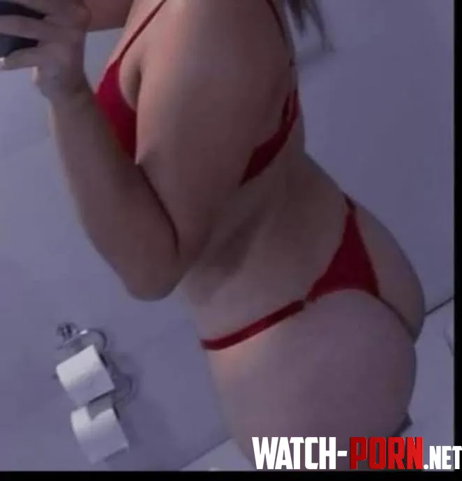 I'm new, I hope you like my photo. By the way, I love sexy underwear in white, black, and red. I'll be looking for more subreddits for black and white clothing. by EvaSofiaD