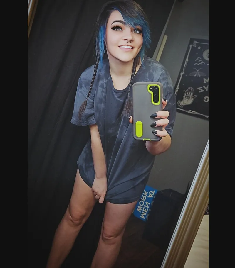 Thumbnail Dive into @dixonxcider's World in OnlyFans' OC by xDixonCiderx