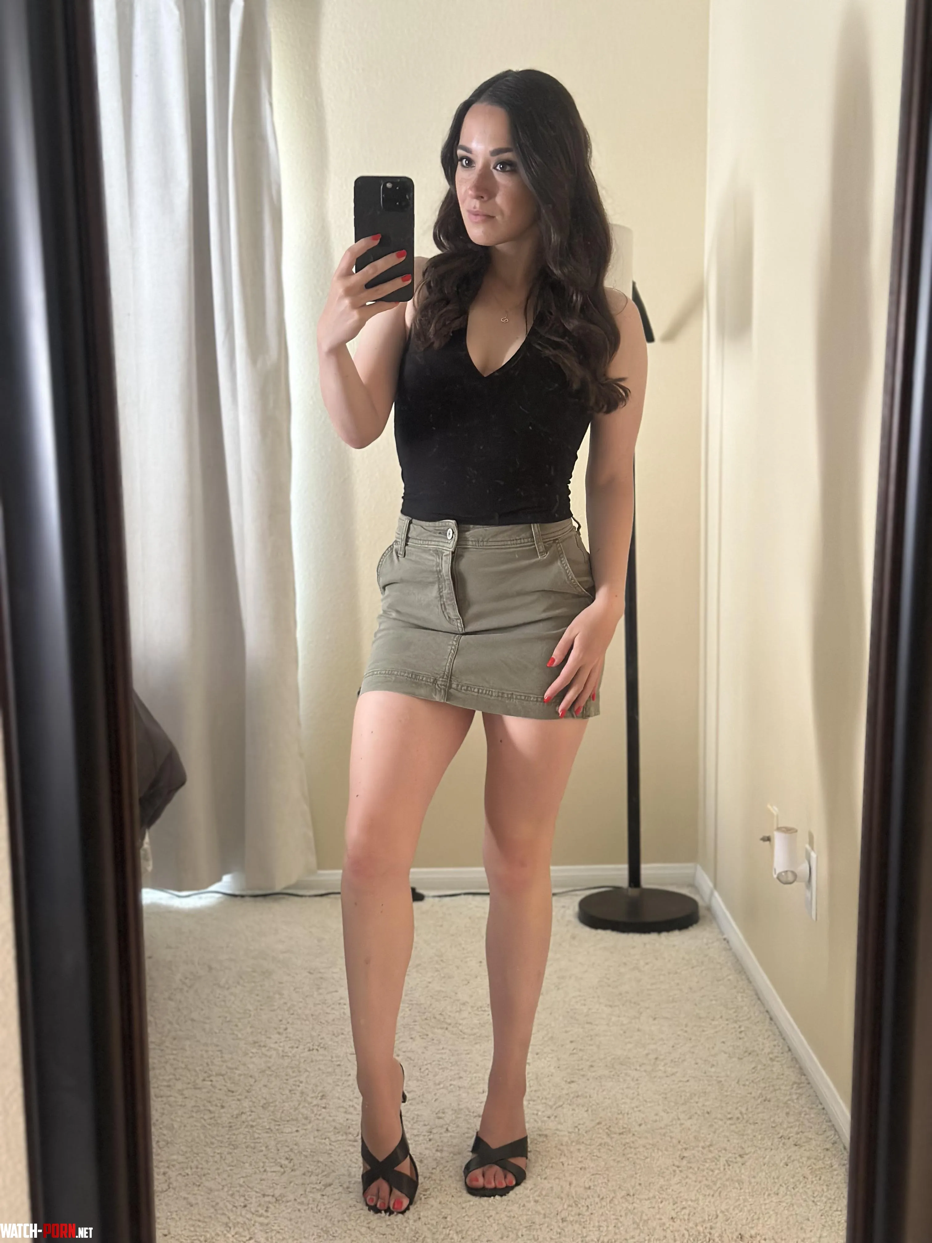My outfit. I always prefer to dress up. by AlanaAraya