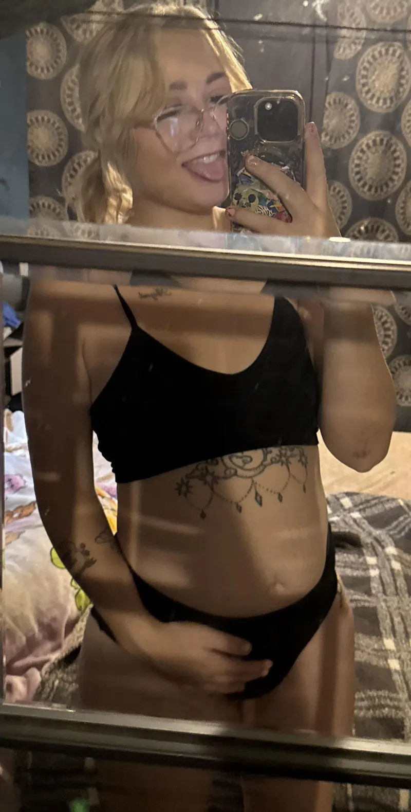 Thumbnail Small yet Mighty: Almost 20 Weeks Pregnant Expectations | kittyvoncatsonlyfans