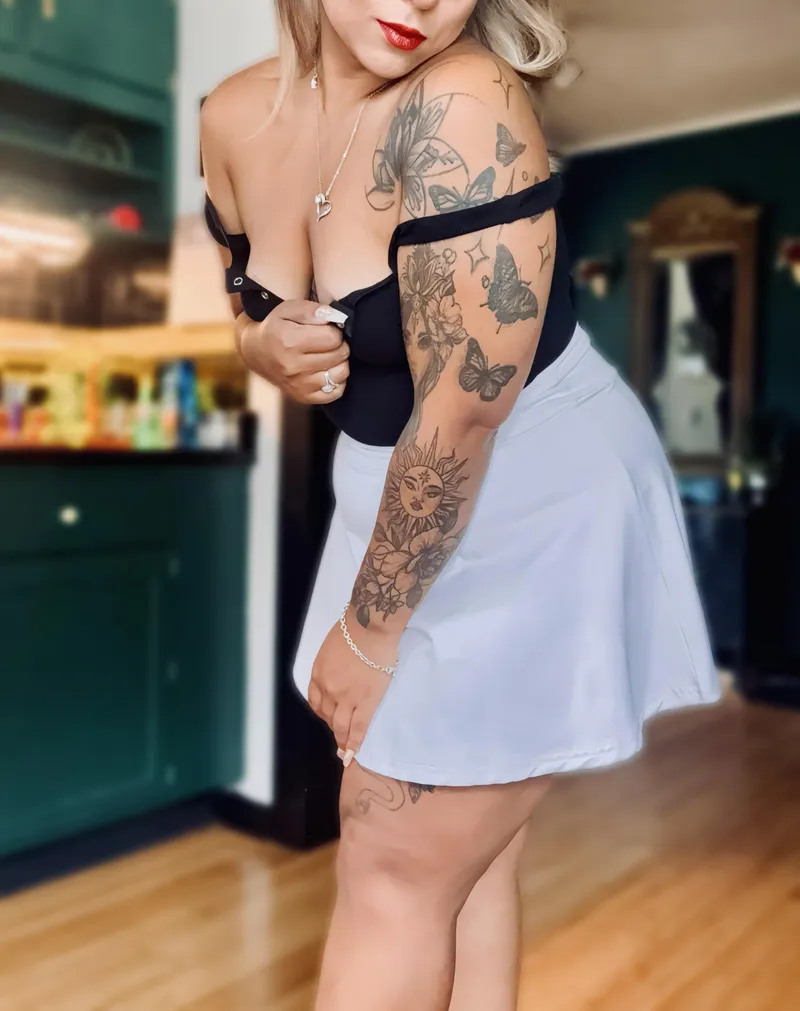 Thumbnail Watch Cuban_curvess Undress: Exclusive OnlyFans Content