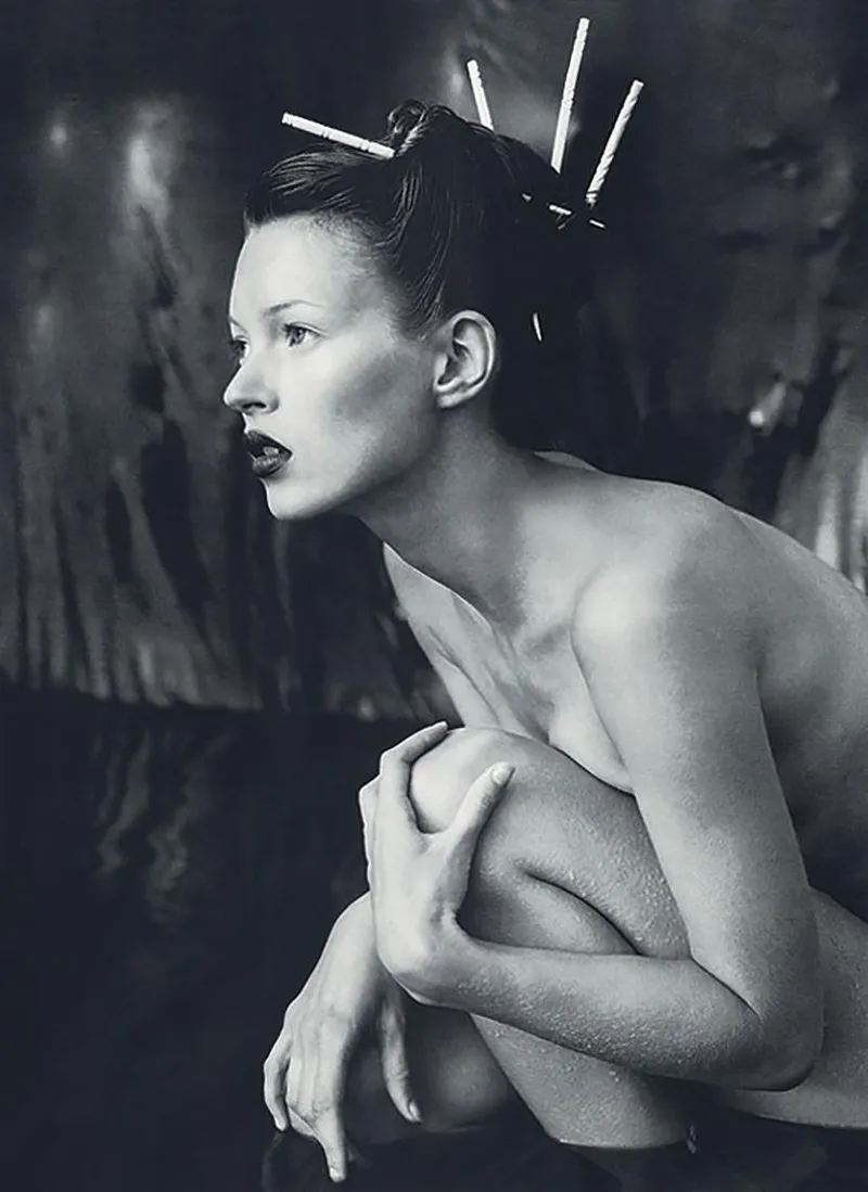 Thumbnail Iconic Style of Supermodel Kate Moss | bil-sabab