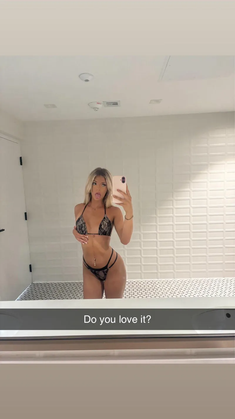 Thumbnail BikiniBodies: Get Opinions on My Bikini from ellabanks06