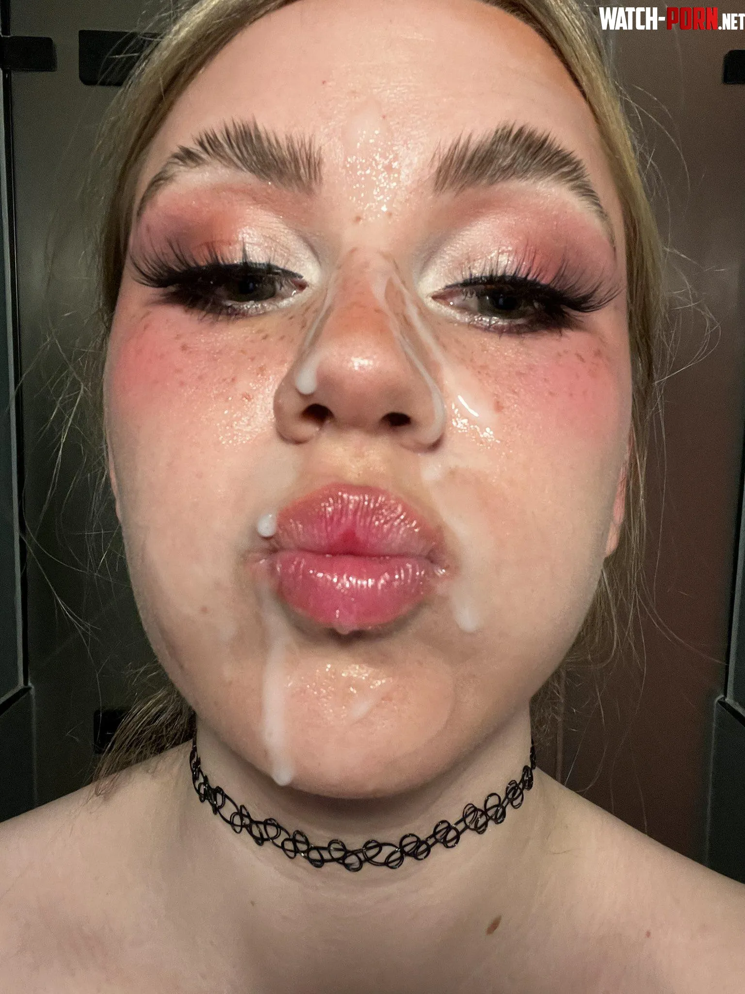 mwah by lil_m1ghty