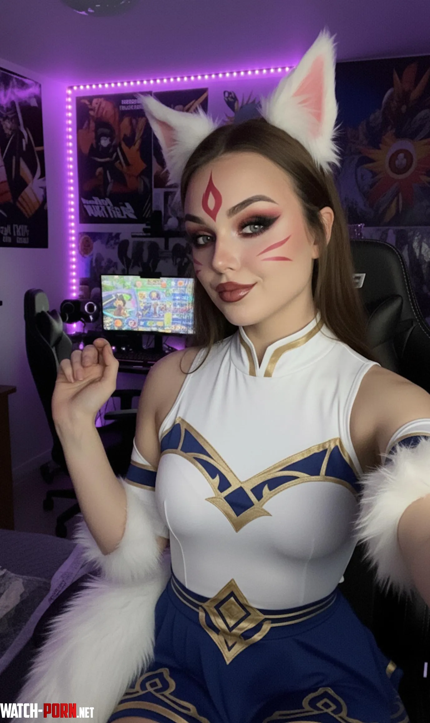 ahri cosplay by me by emmaabee