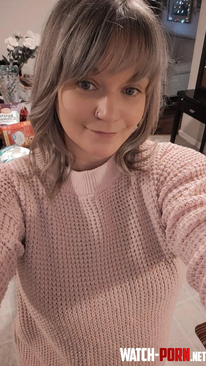 If you are over 30 say yes. I will send my nudes by MissTaylorLaurenxo