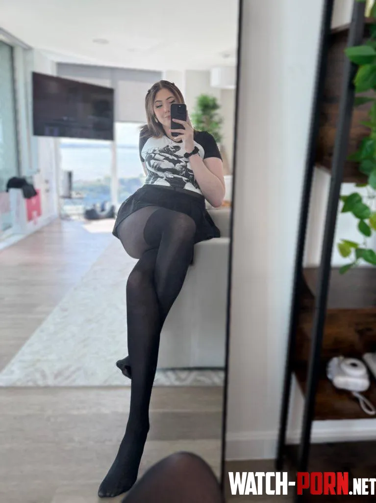 at 6’9” tall my legs look so long :3 by verytallgirlkatie