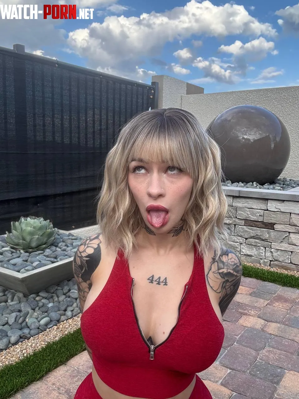 Look what u made naughty Lindsey do by mauvemoths