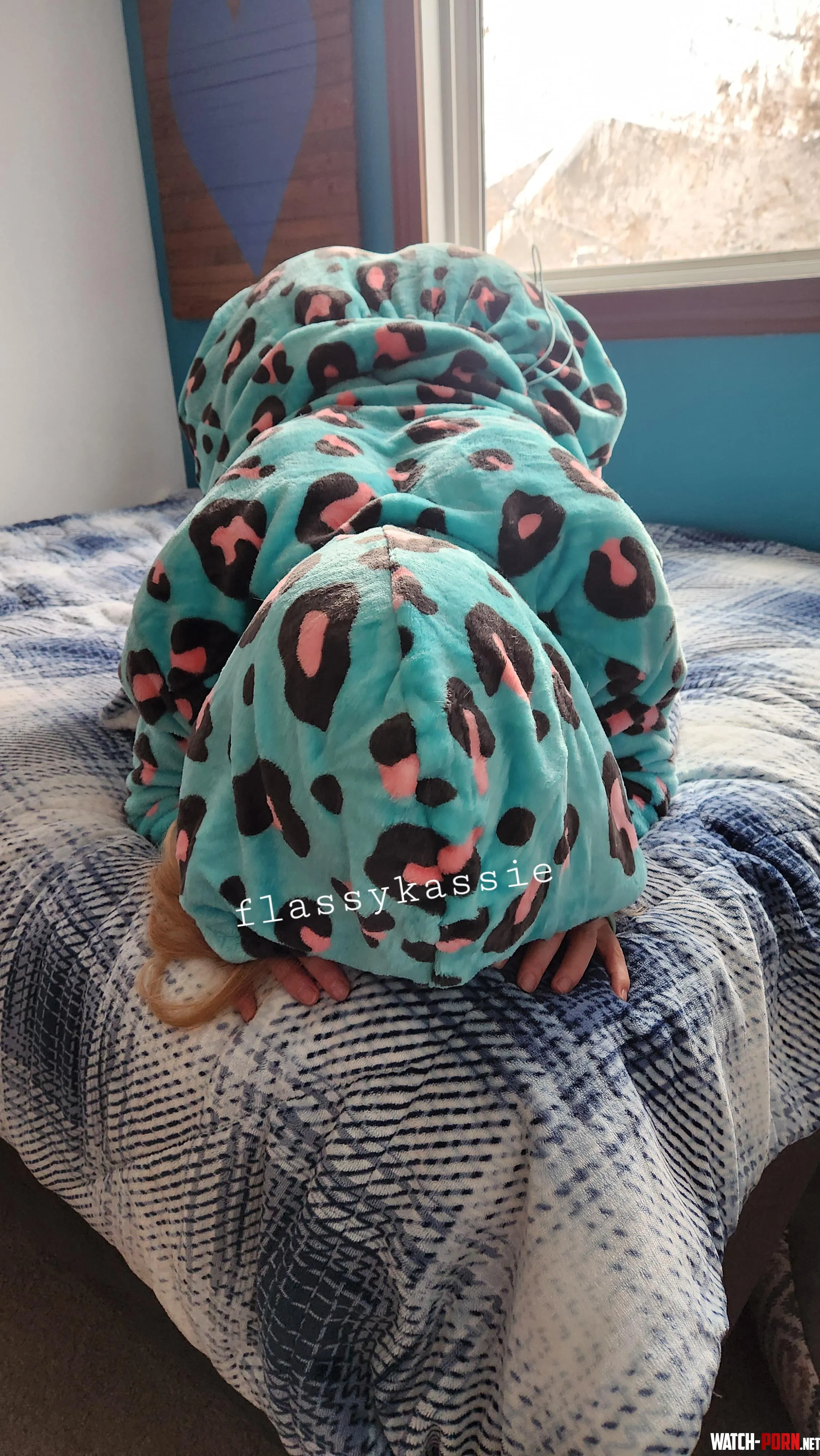 Watch me get fucked from behind I my fleece onesie 🥵 by _KlassyKassie