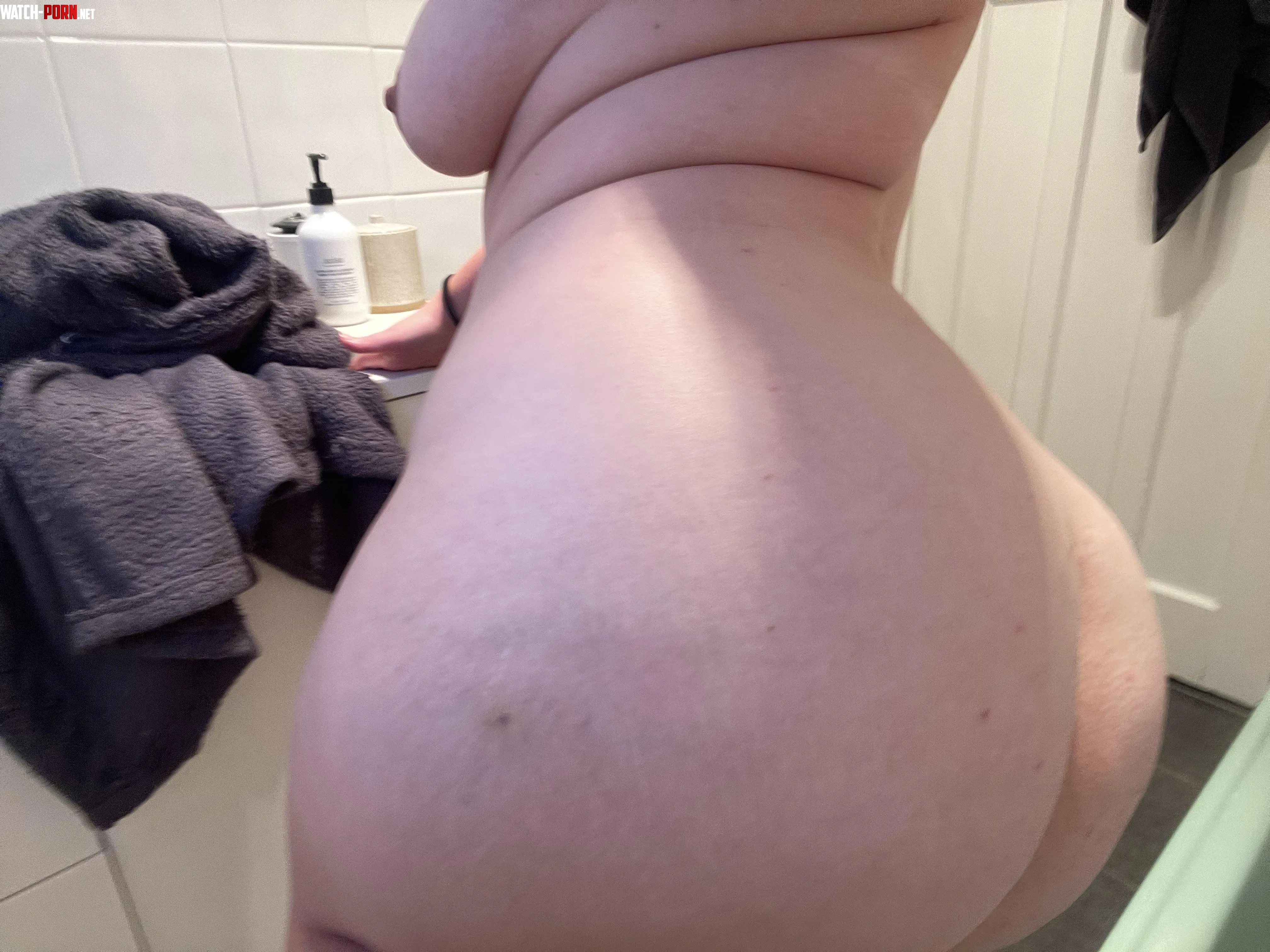 Do you like my back rolls by Guilty_Finger_9430