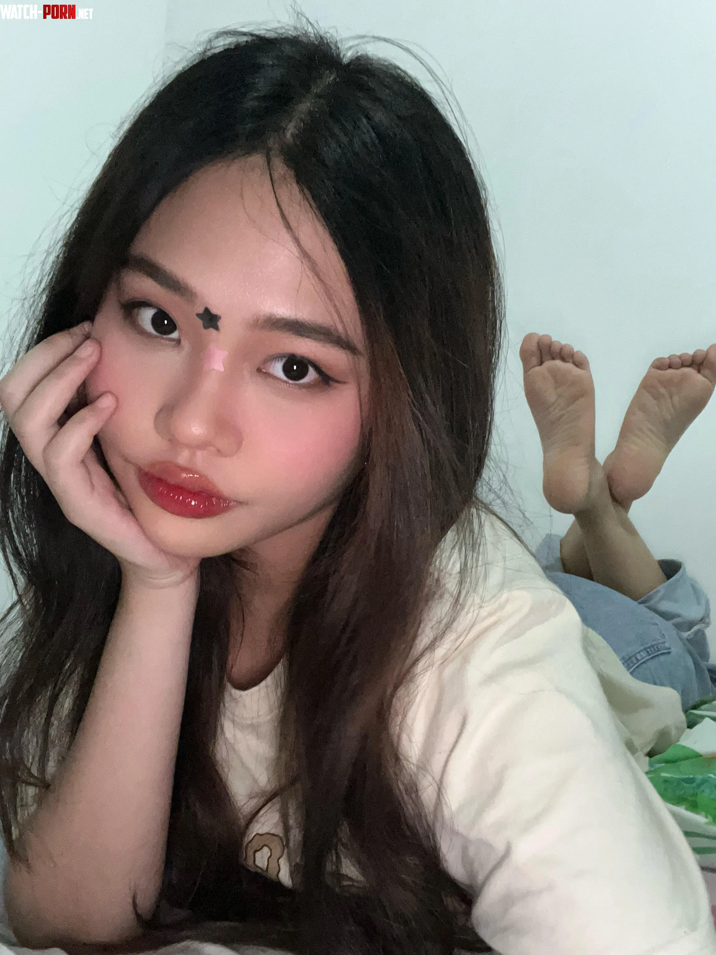 i want u choking on my feet by GoddessYvetteXO