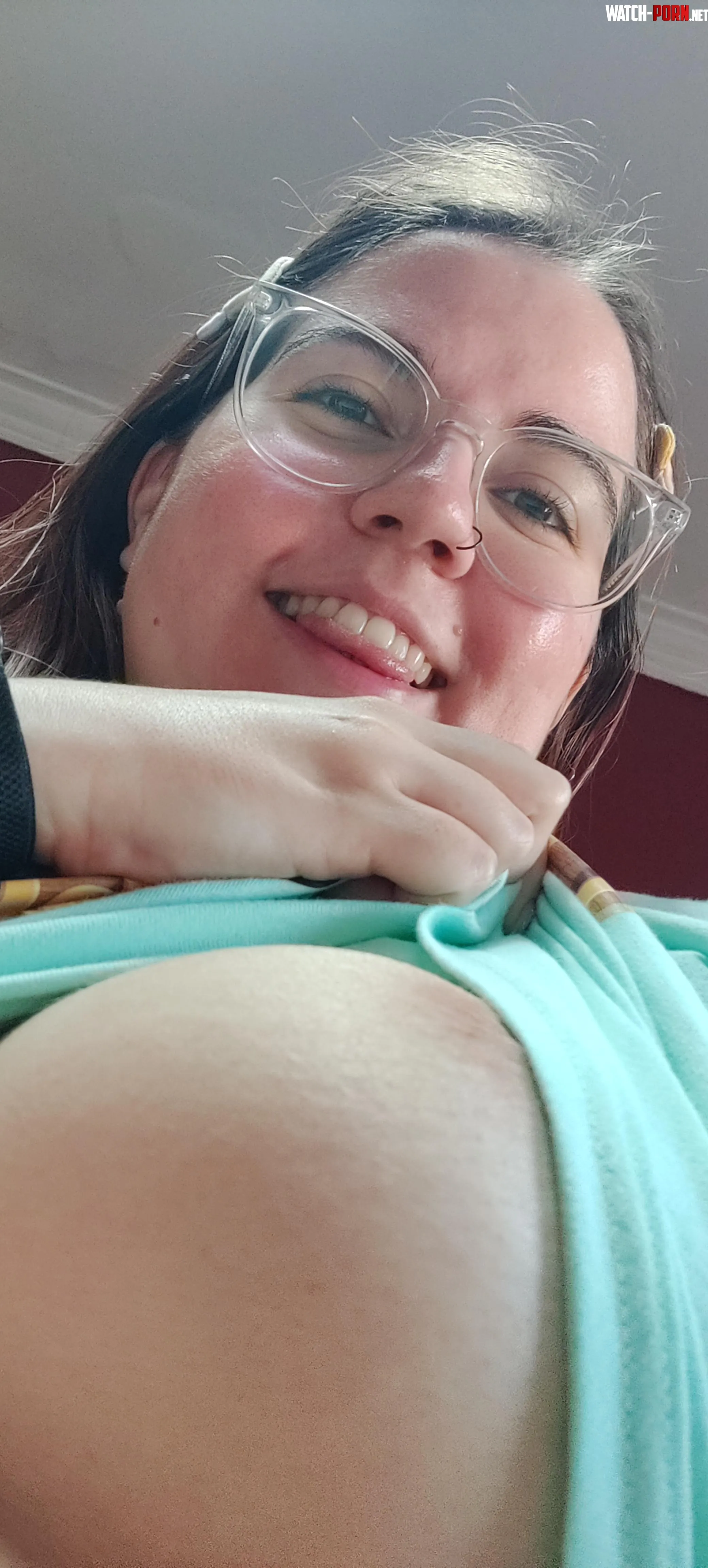 Hope you enjoy seeing my underboob by bbbstellaluna