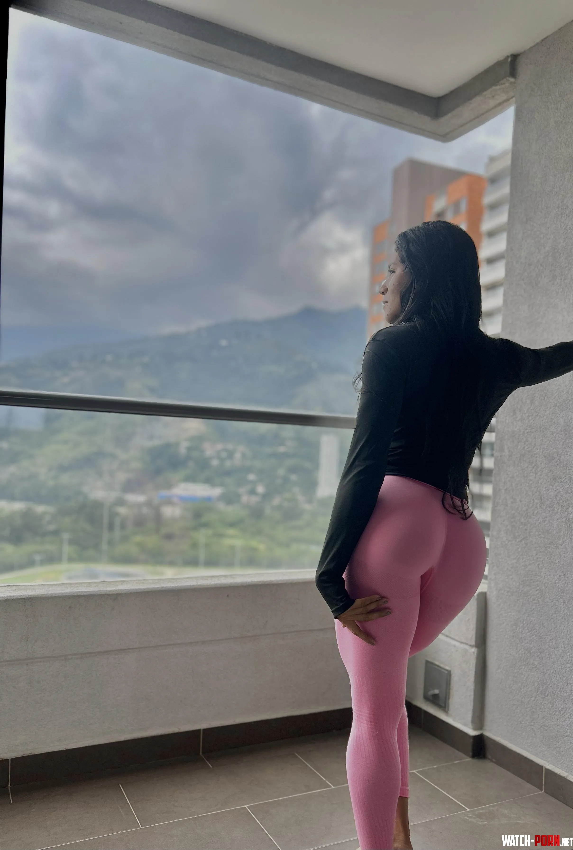 I love pink yogapants by maggiemarina
