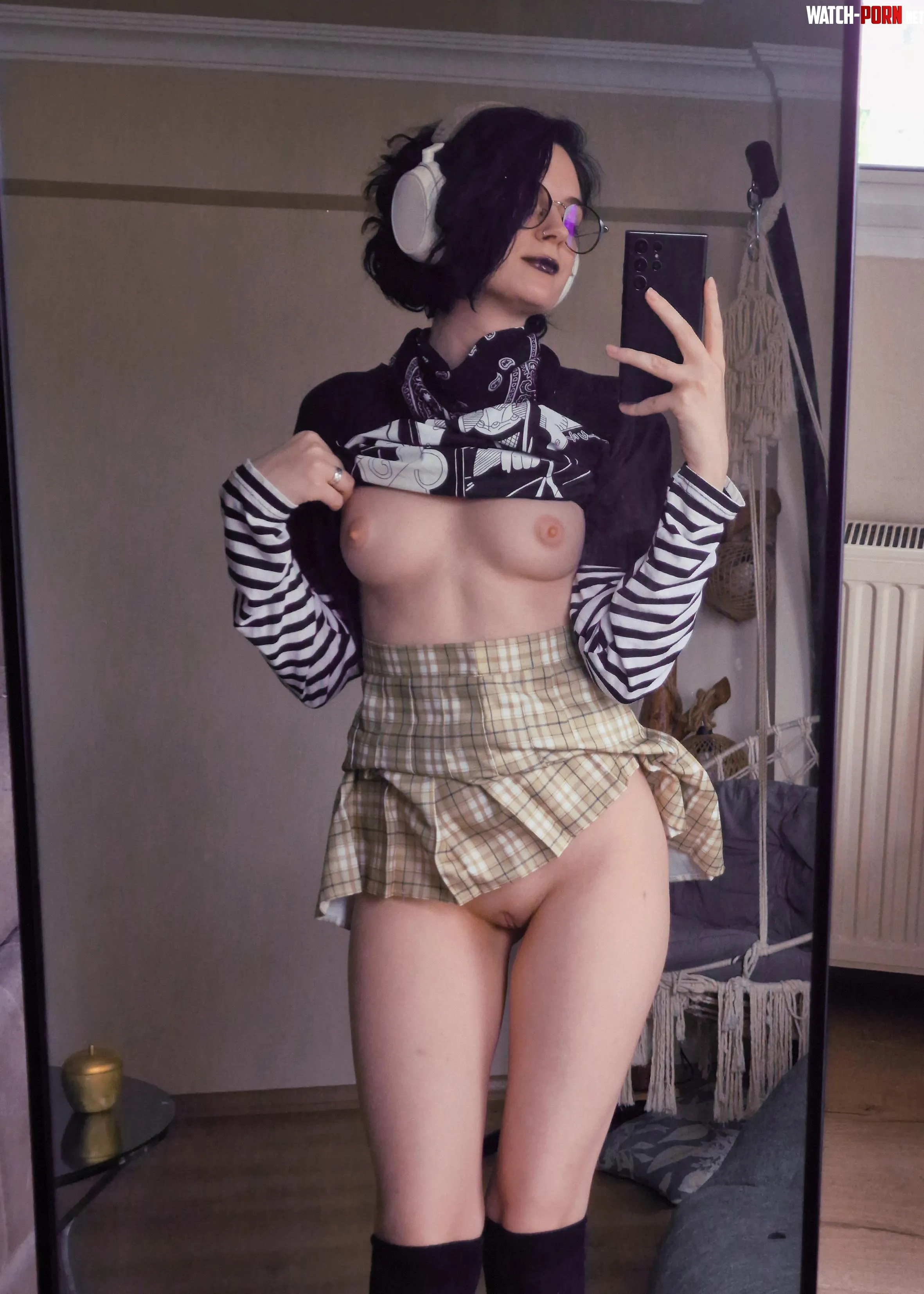 Ria (@ave_ria) [Onlyfans] by MereOasis