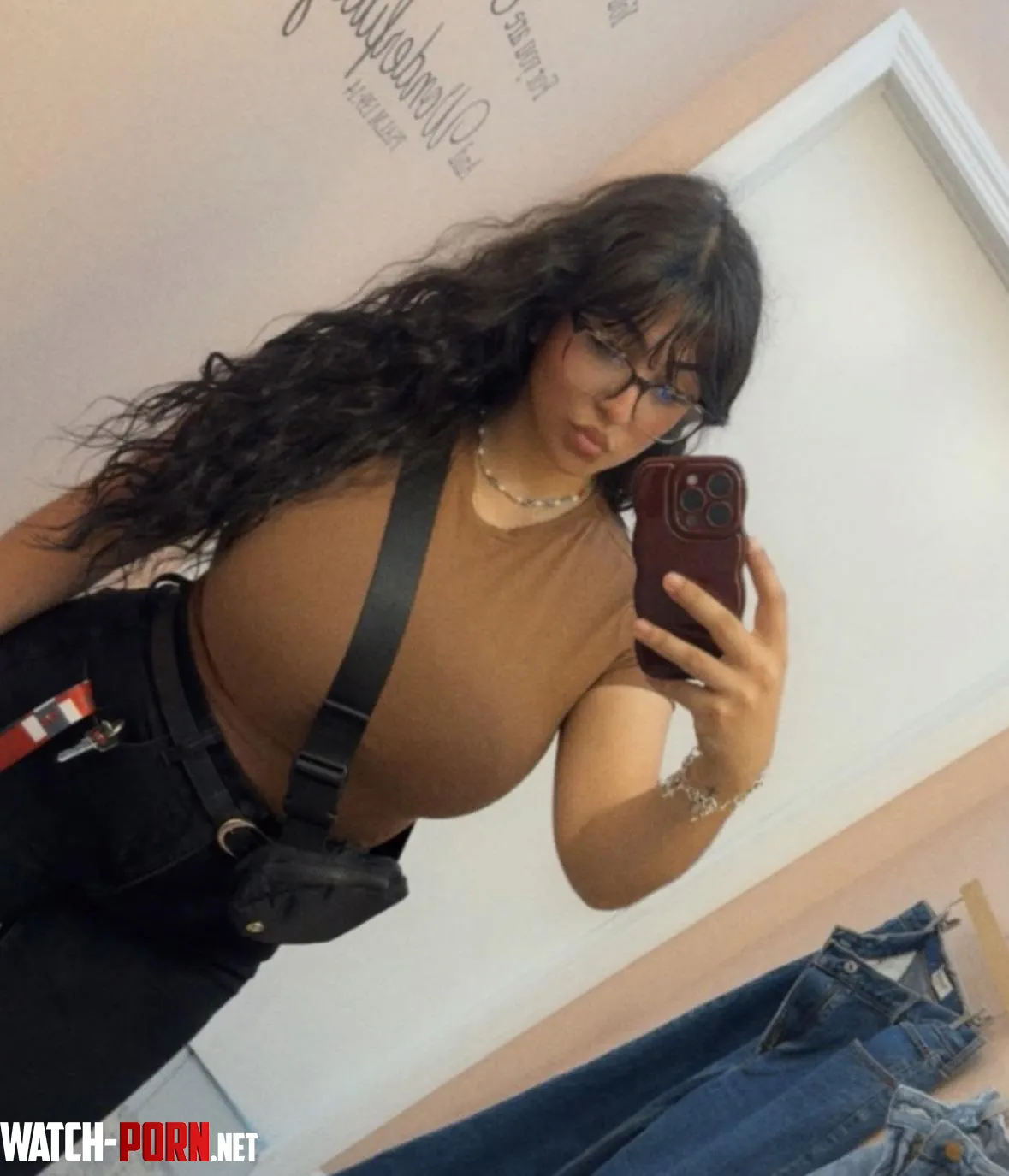 Busty Latina by sneakyalas