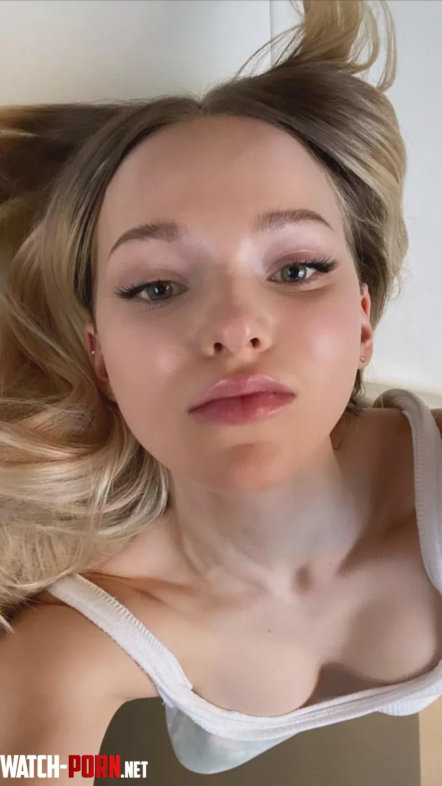 Dove Cameron by LexaDove