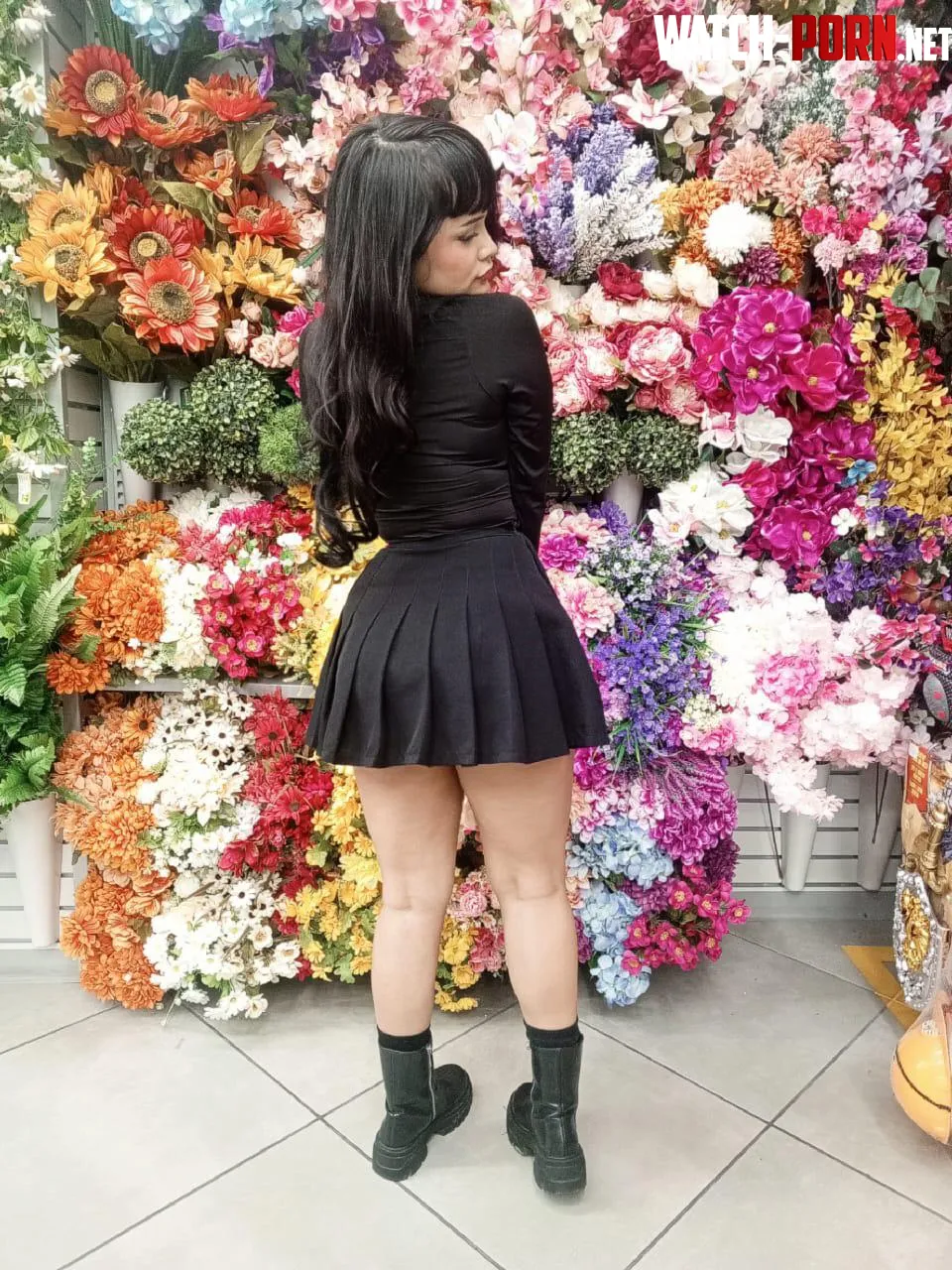 Took a quiet moment to stop and admire the flowers by moongirlljaz