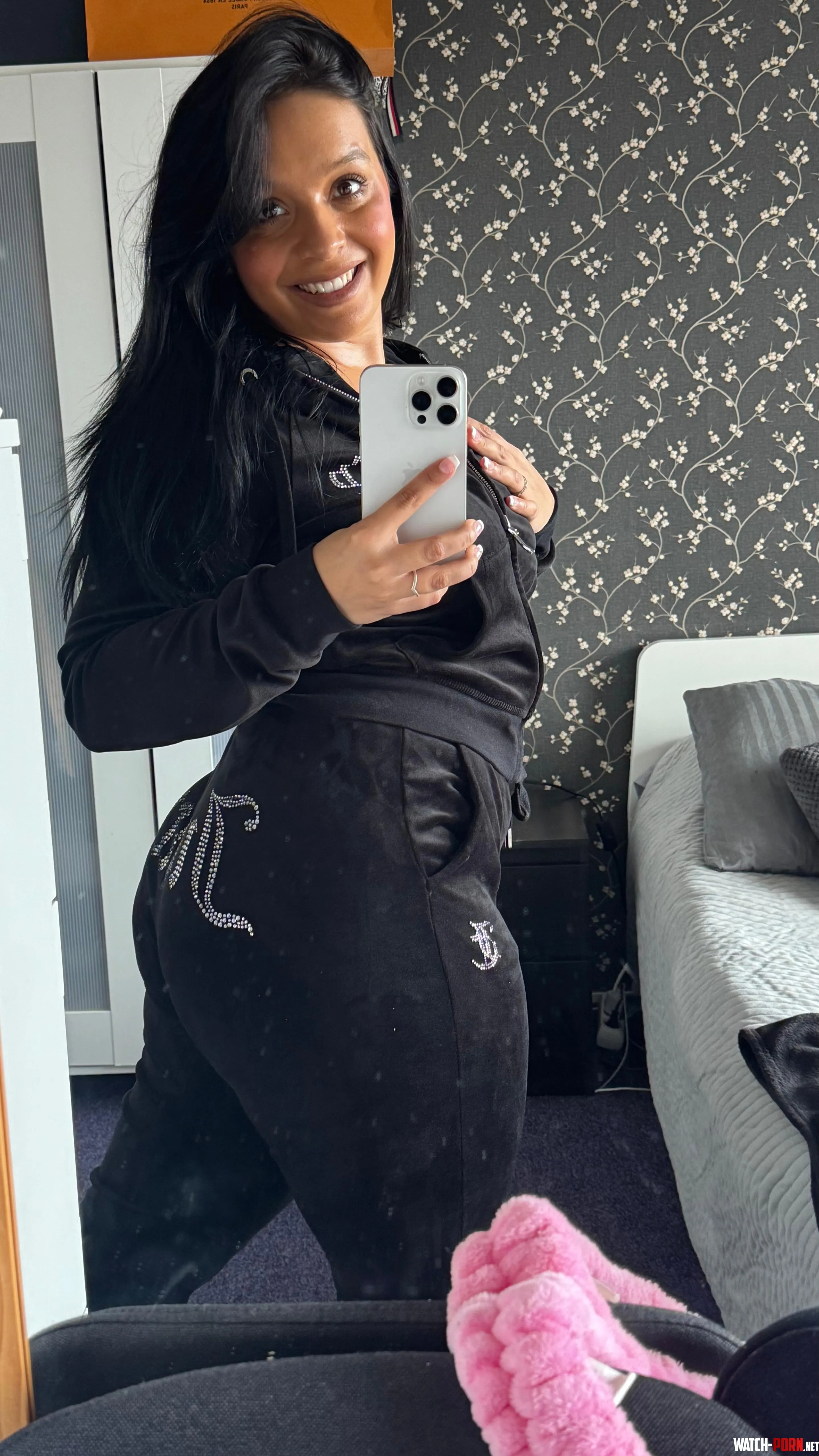 Feeling cute and sensual today, I would like to play for a while by Galadriel69_