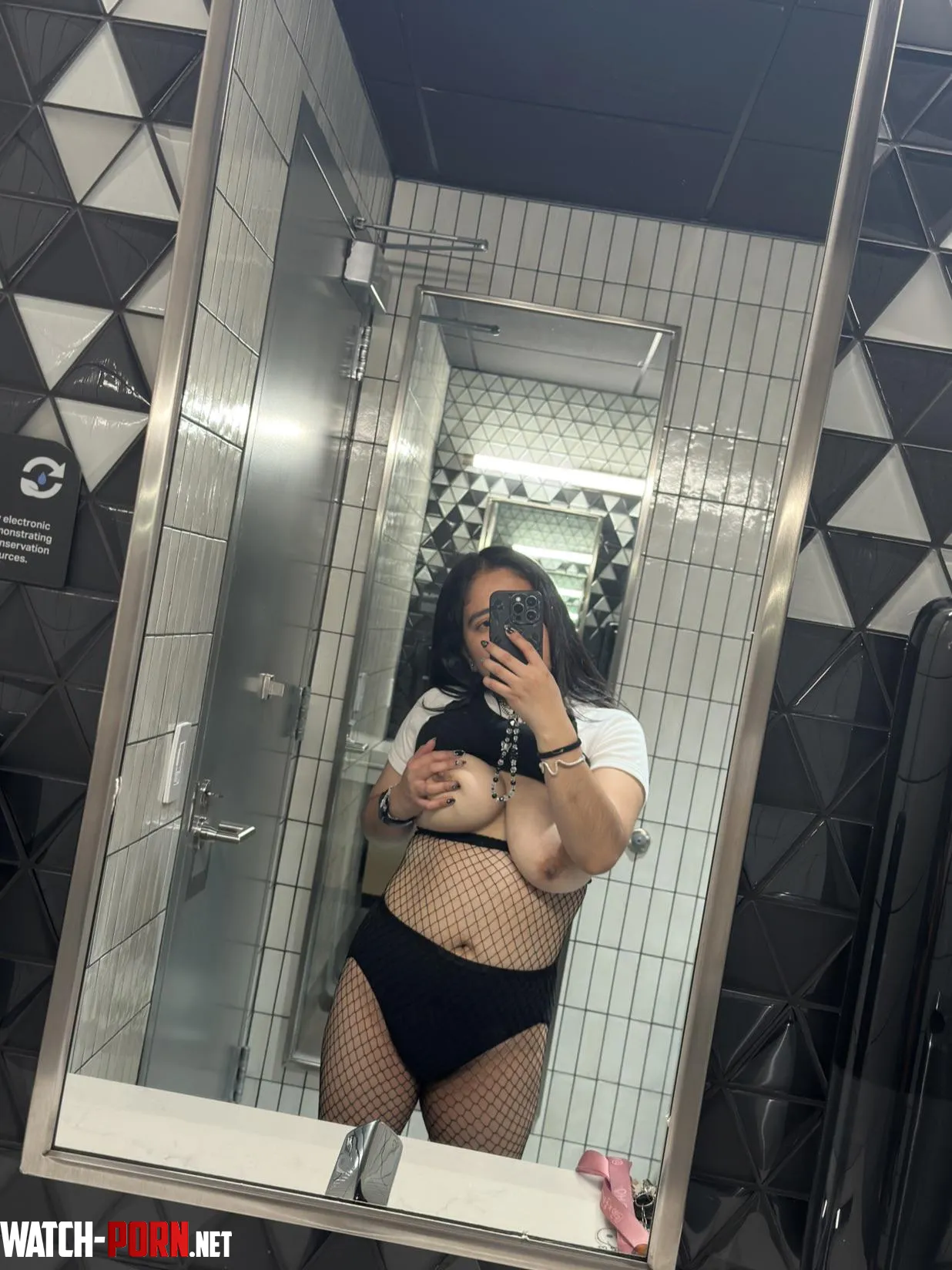 ever fucked an emo latina? 🖤 by can-i-getausername