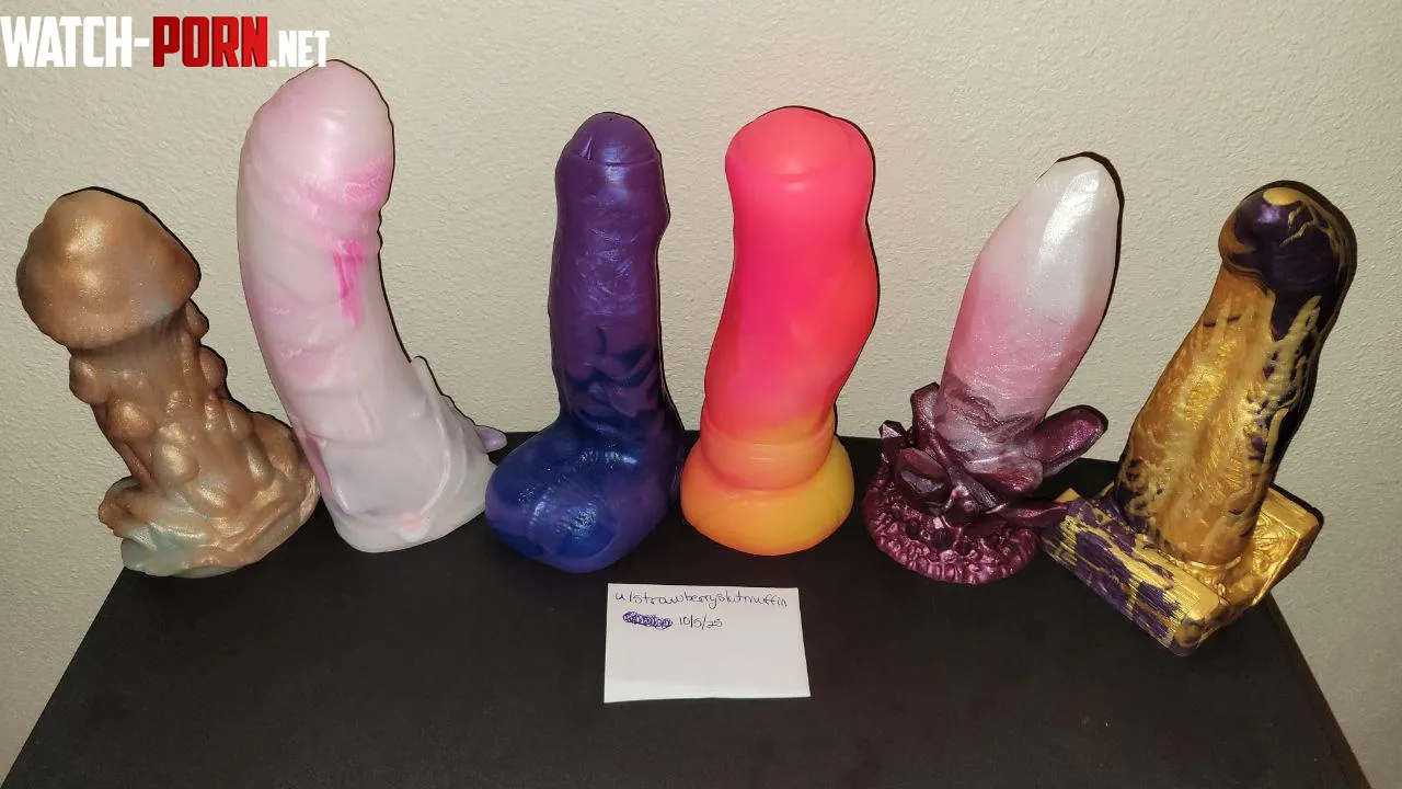 selling fantasy dildos by strawberryslutmuffin