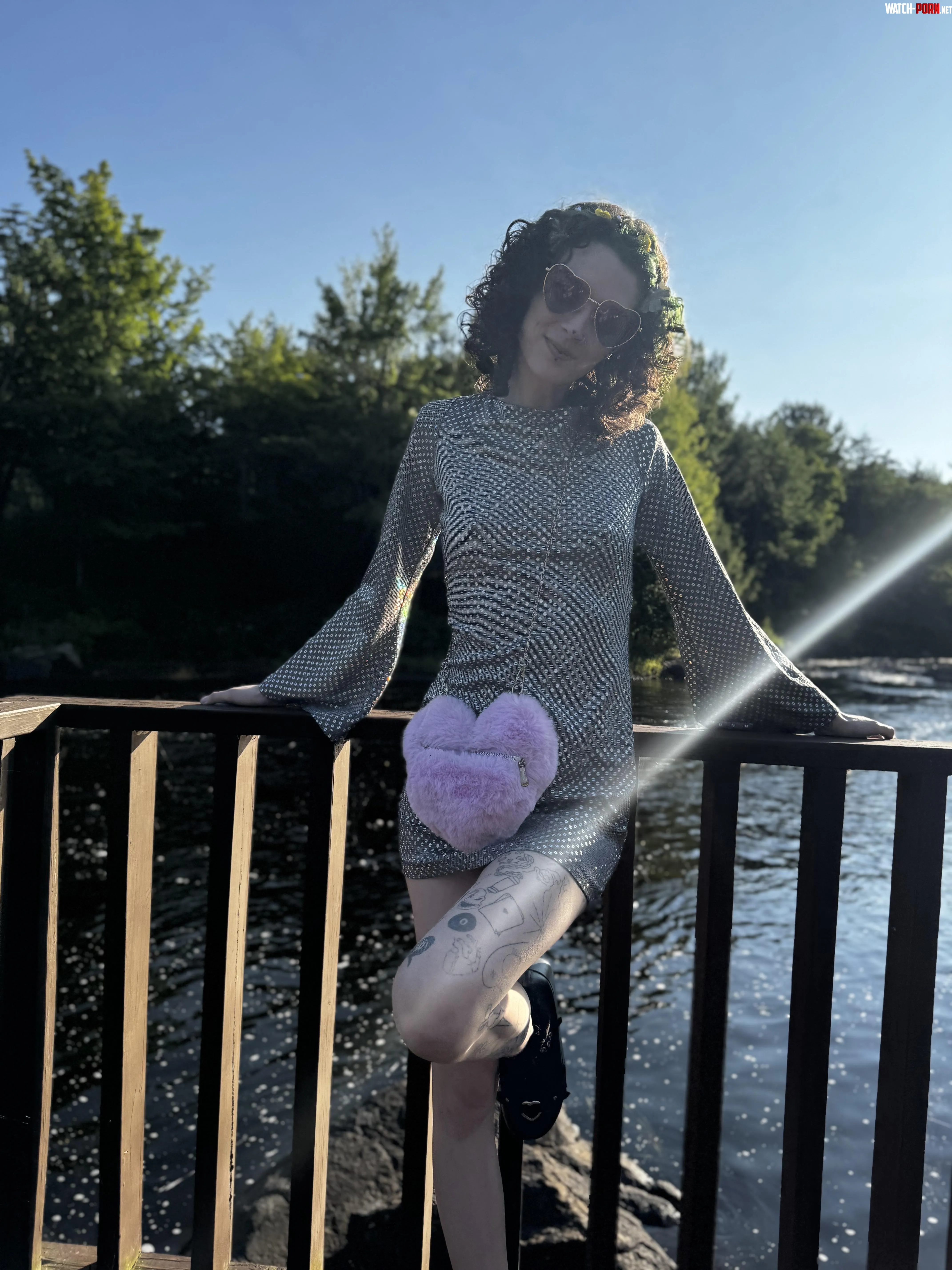 River breeze got me by Junebabe666