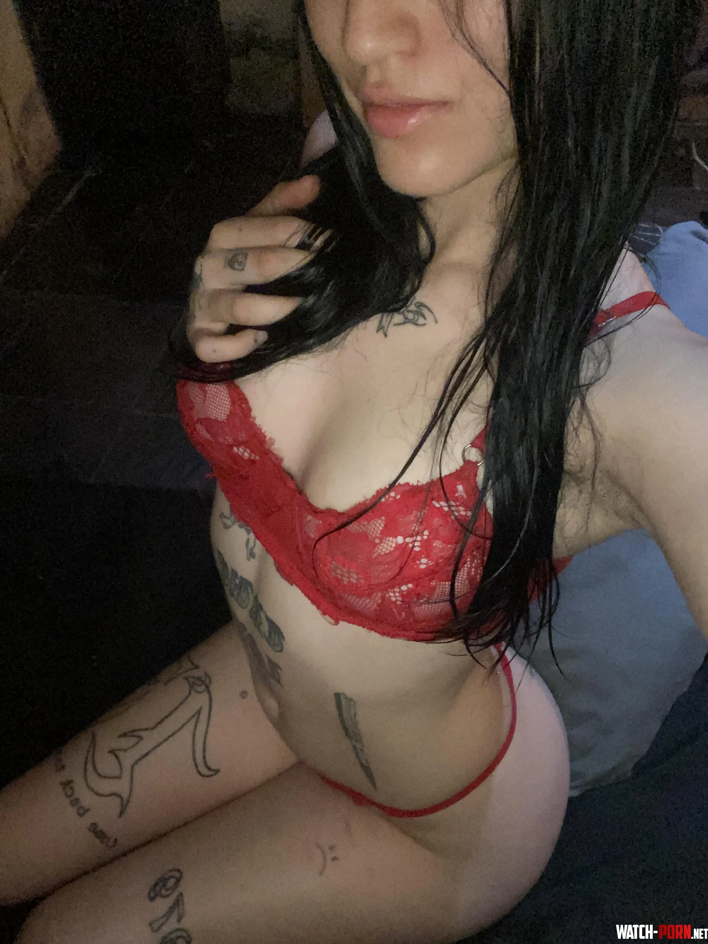 Need some volunteers to take it off completely by barelynormalgirl