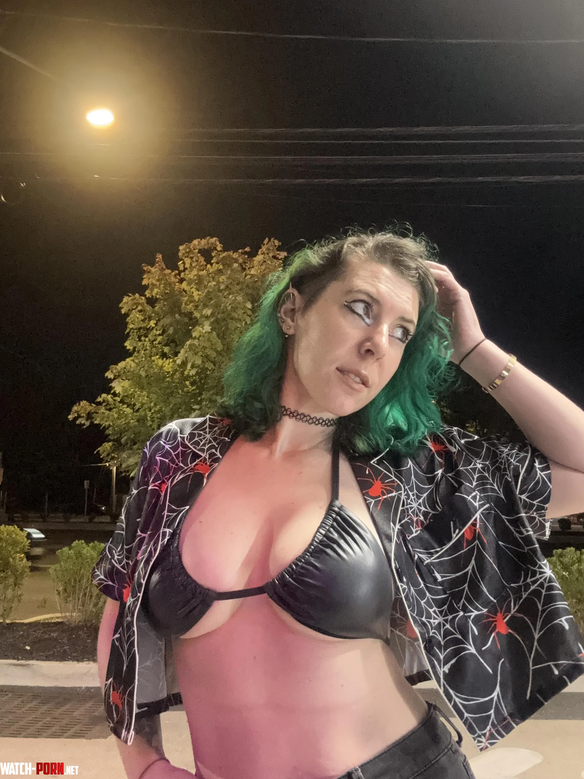 Cobwebs and titties by sirenskiss3