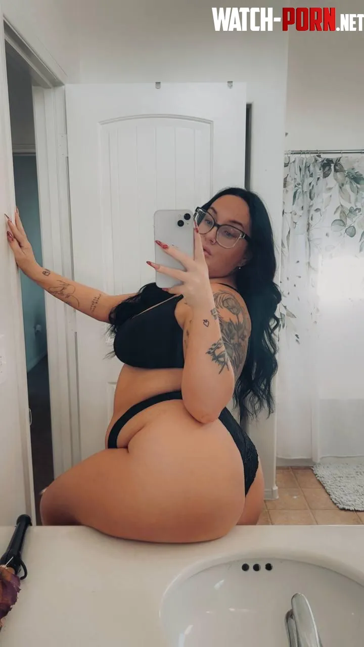You can make my cheeks clap right here on the counter by ravenmarieee
