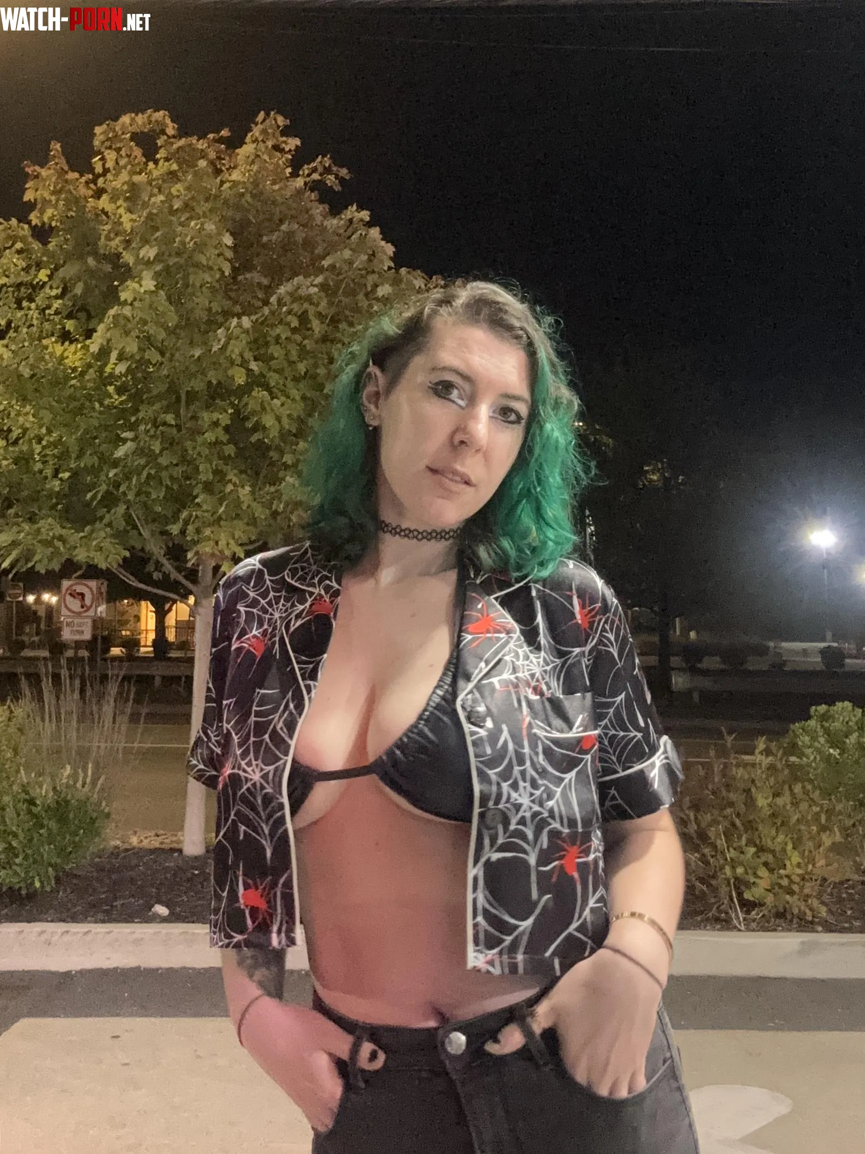 Spooky night cleavage by sirenskiss3