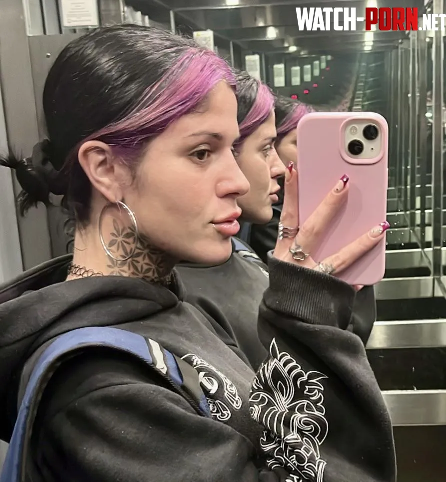Imagine my nails while I caress your dick by girlytattoo