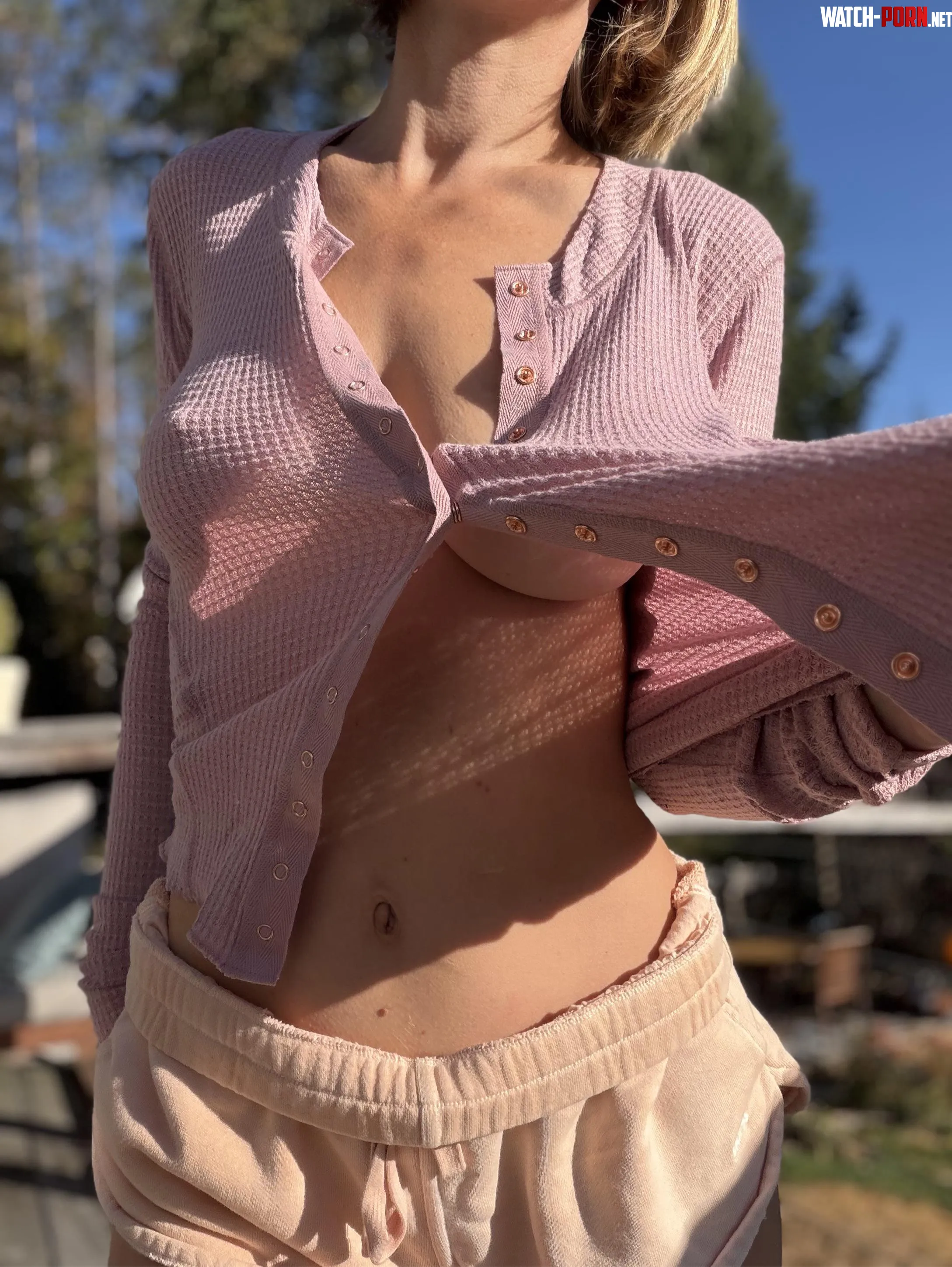 Underboob tease by ExoticArches