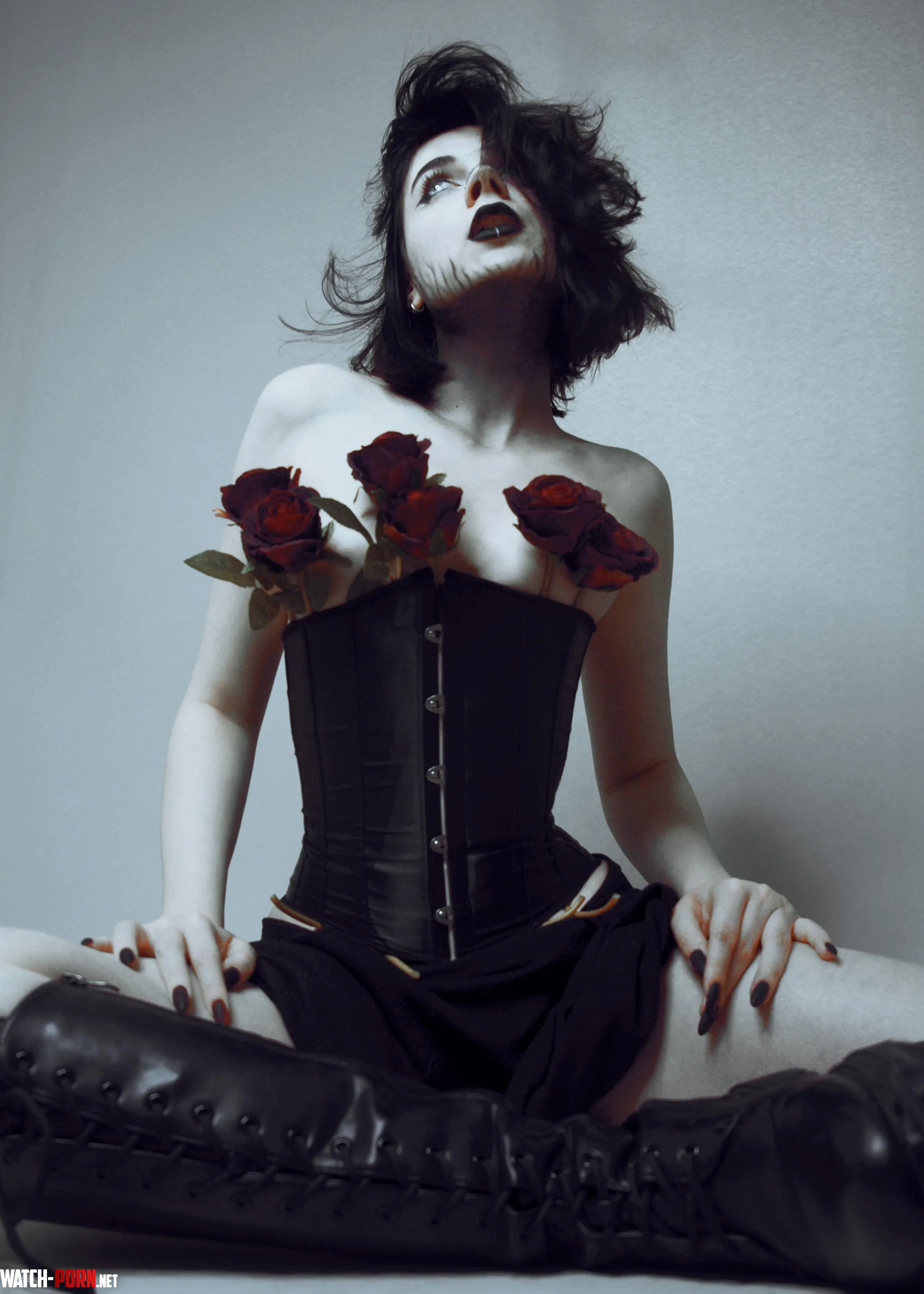 I'm here to show you the true beauty of darkness by MereOasis