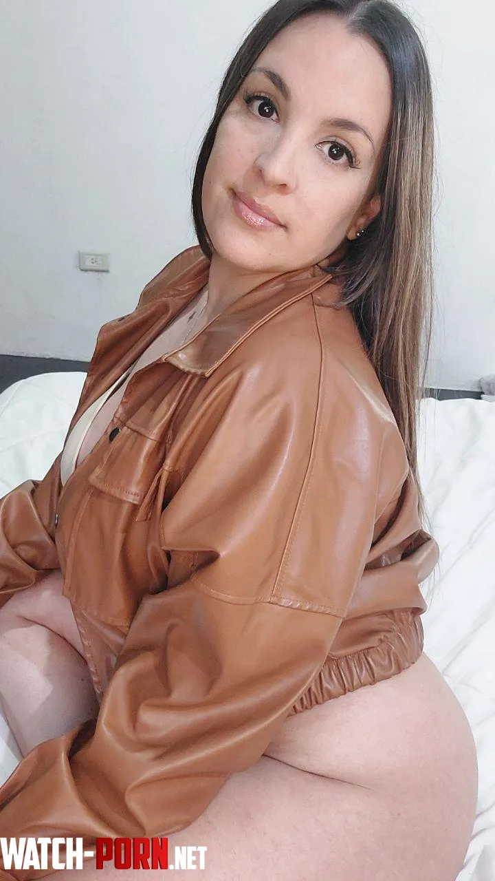 Confidence wrapped in leather by micaelameme2025