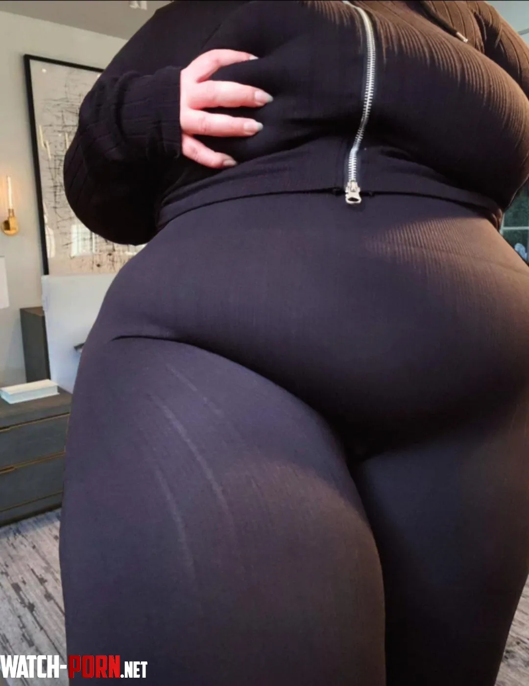 What part of me are you grabbing first? by chubbi_bunniii