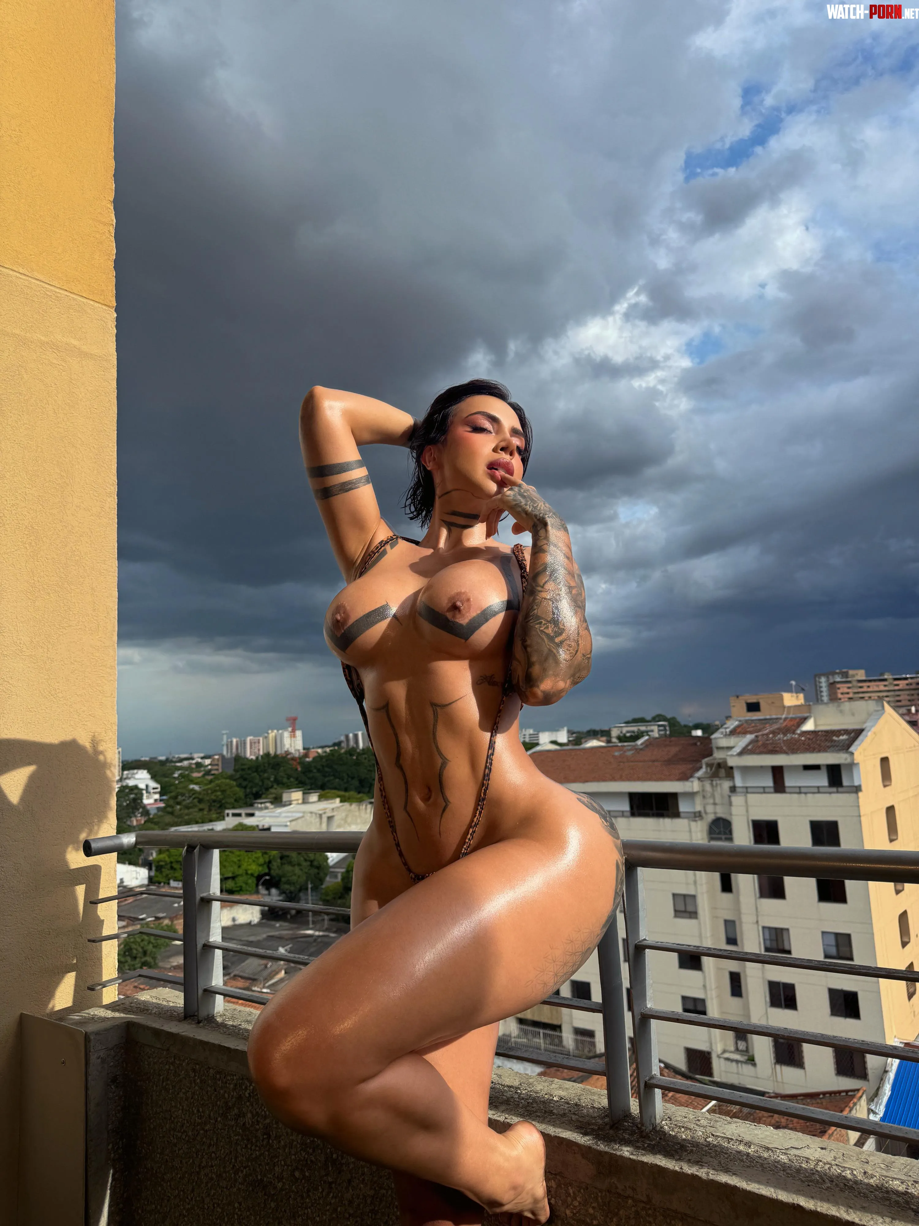 Hardbody Delettraa by imready_4