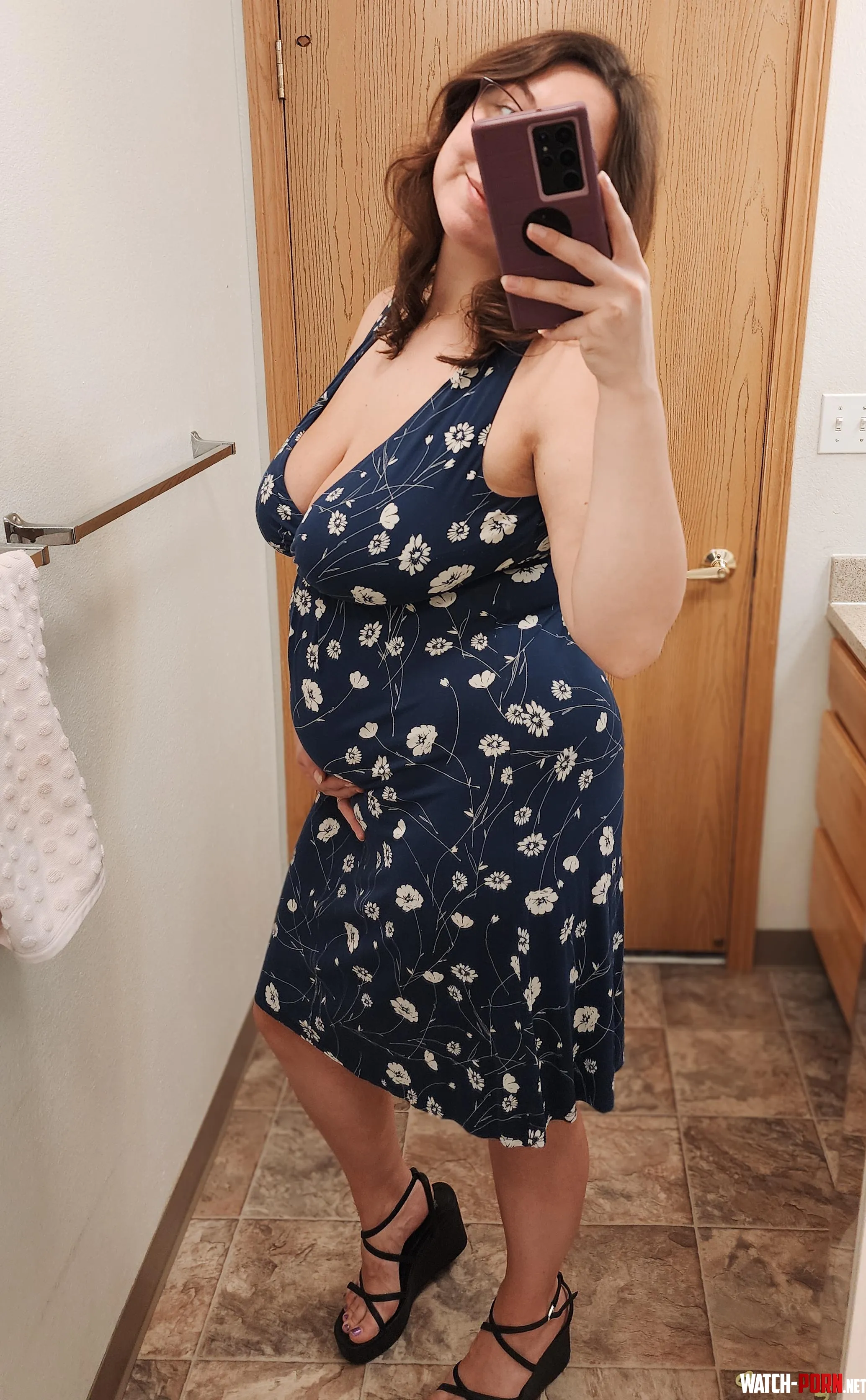 Cute little bump peeking out by Delightfulbliss7