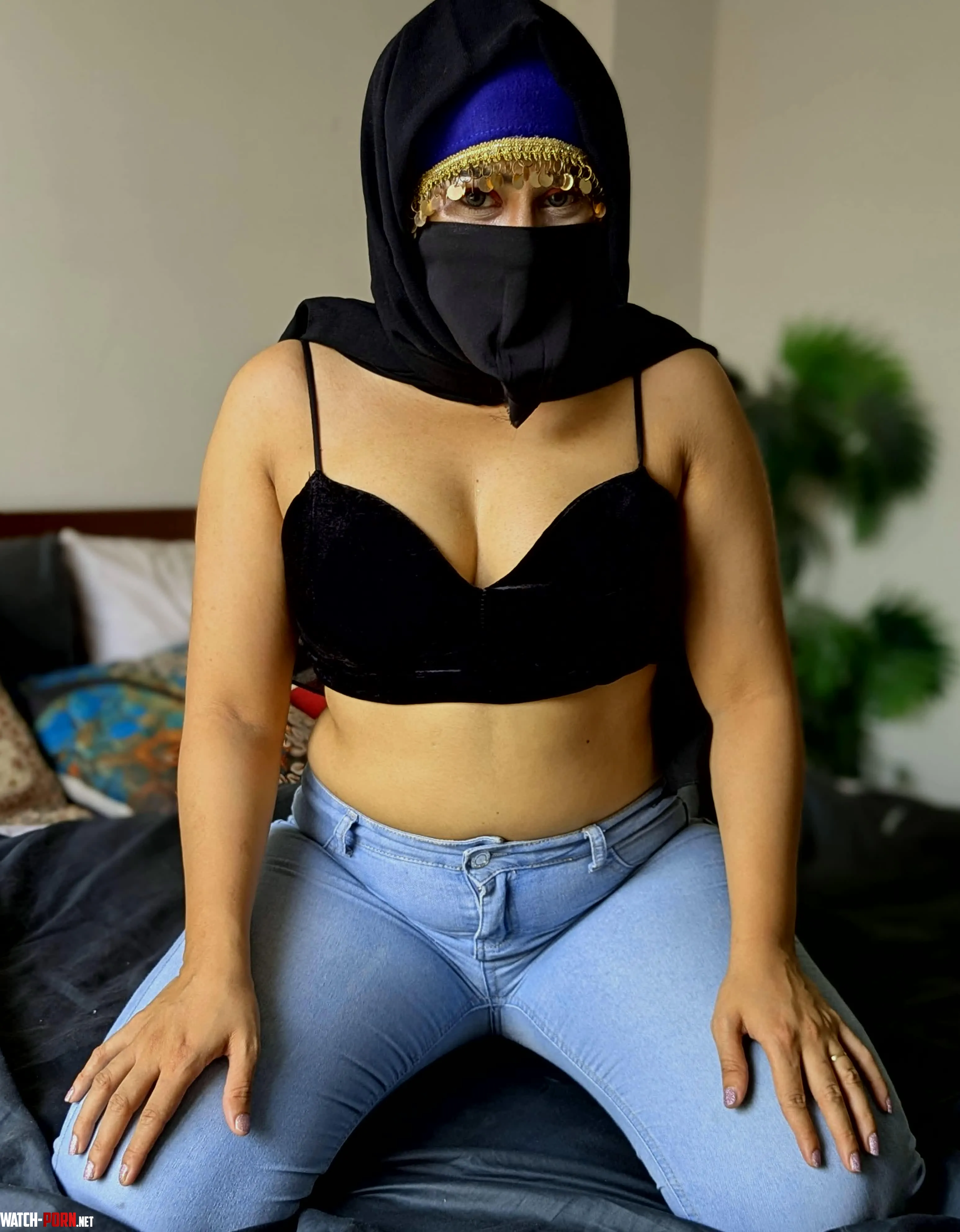 Can I get in bed with you? by BossomBlossom