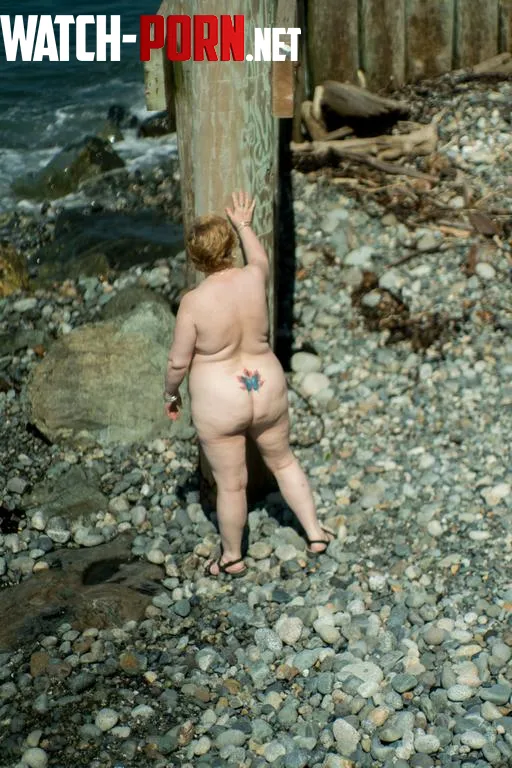 63f at the seaside by Mlartist59