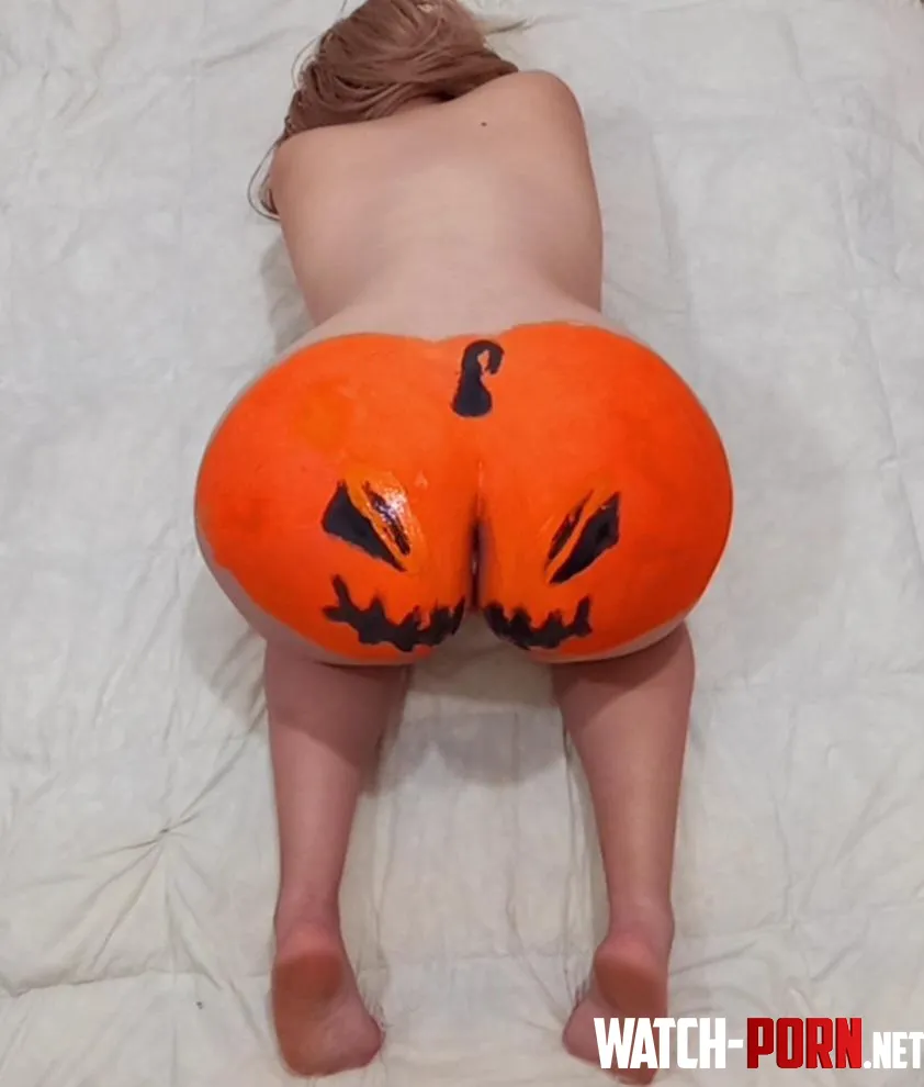 Be careful, the pumpkin may appear in your house at night and scare you by emypawg