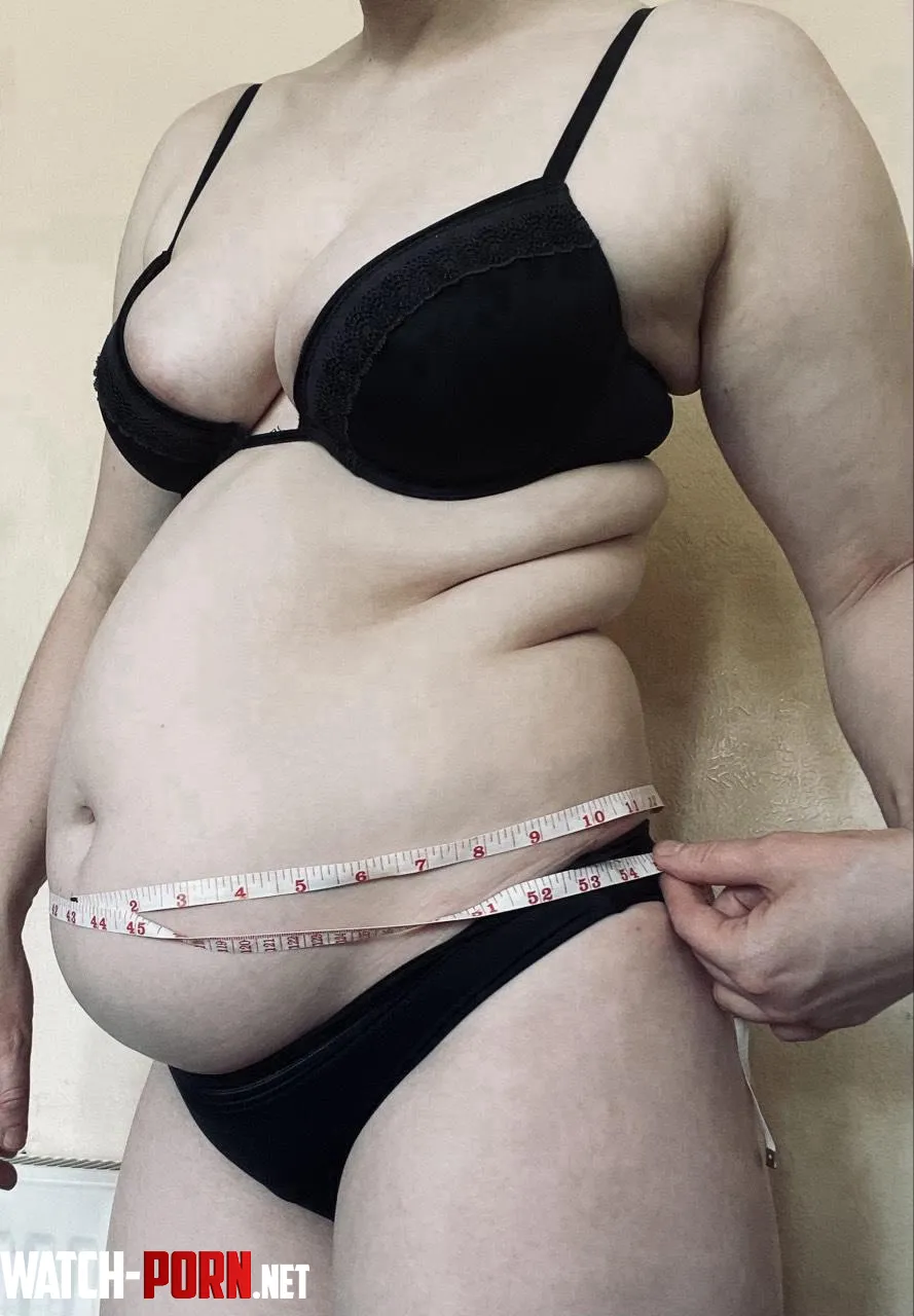 I can barely suck this in anymore 🥵 by scarlett_belly