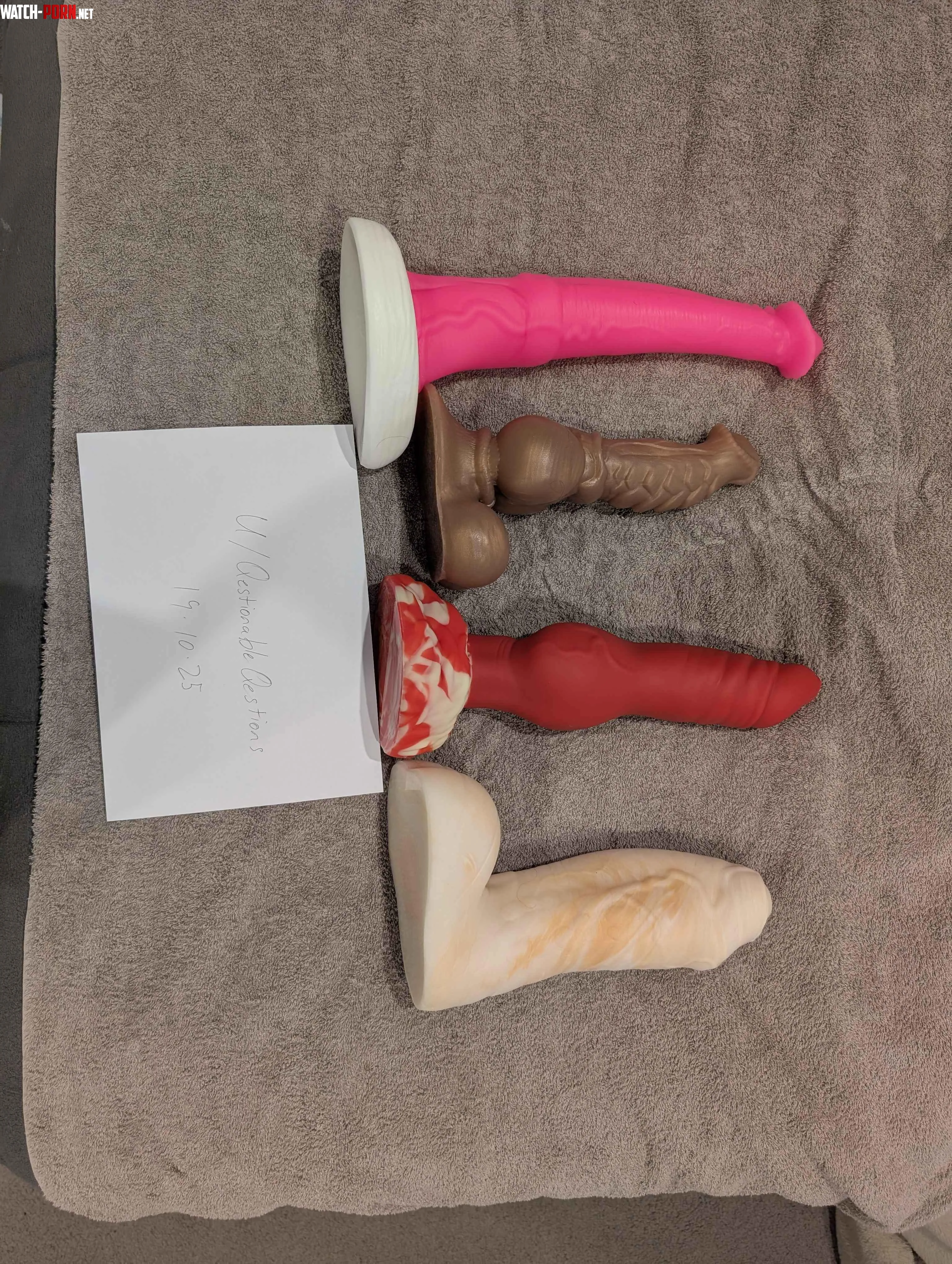 [WTS] Multiple L and XL toys (Australia) by QestionableQestions