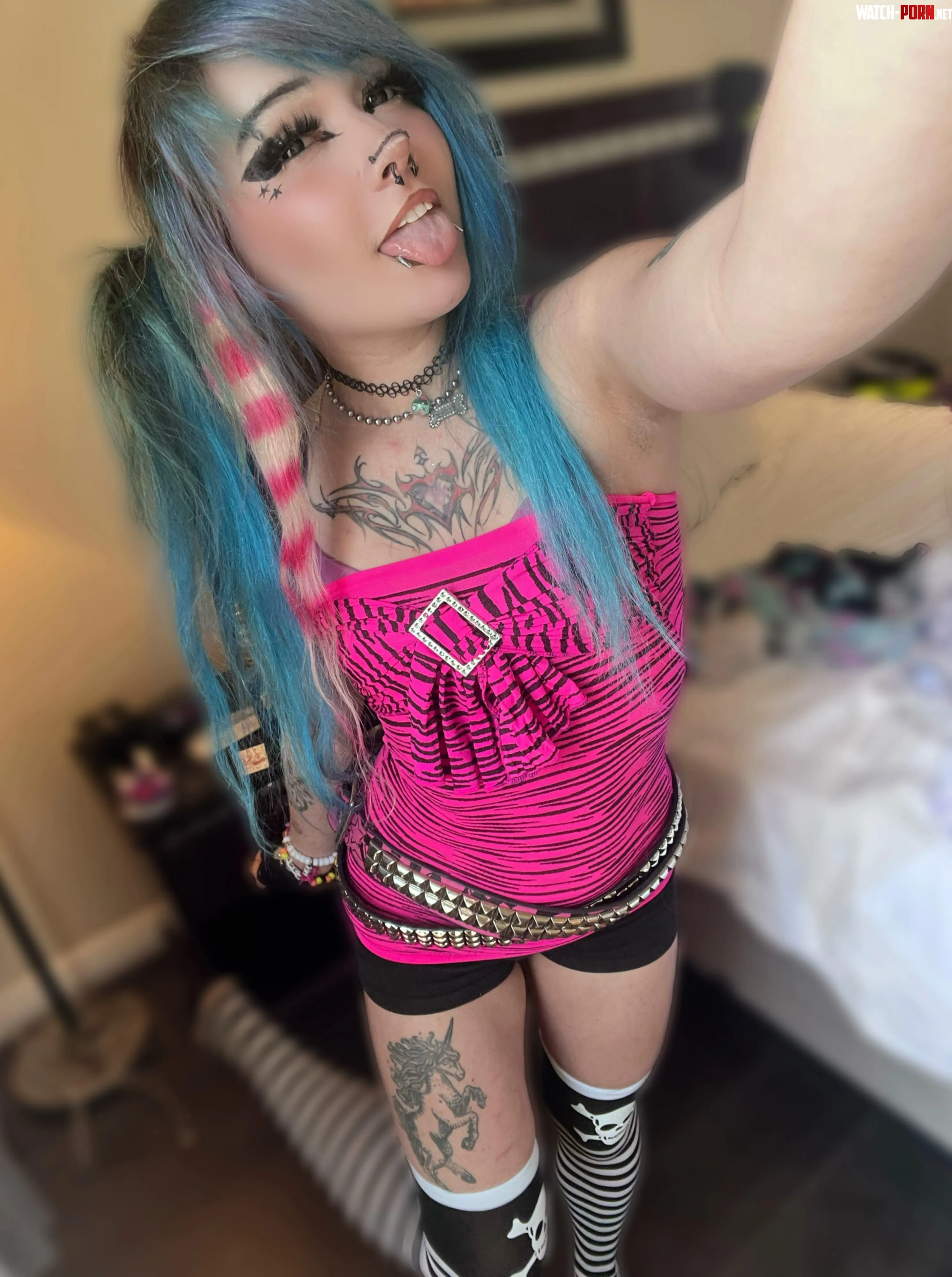 My application to be your scene girlfriend by _ScarletTwinkle