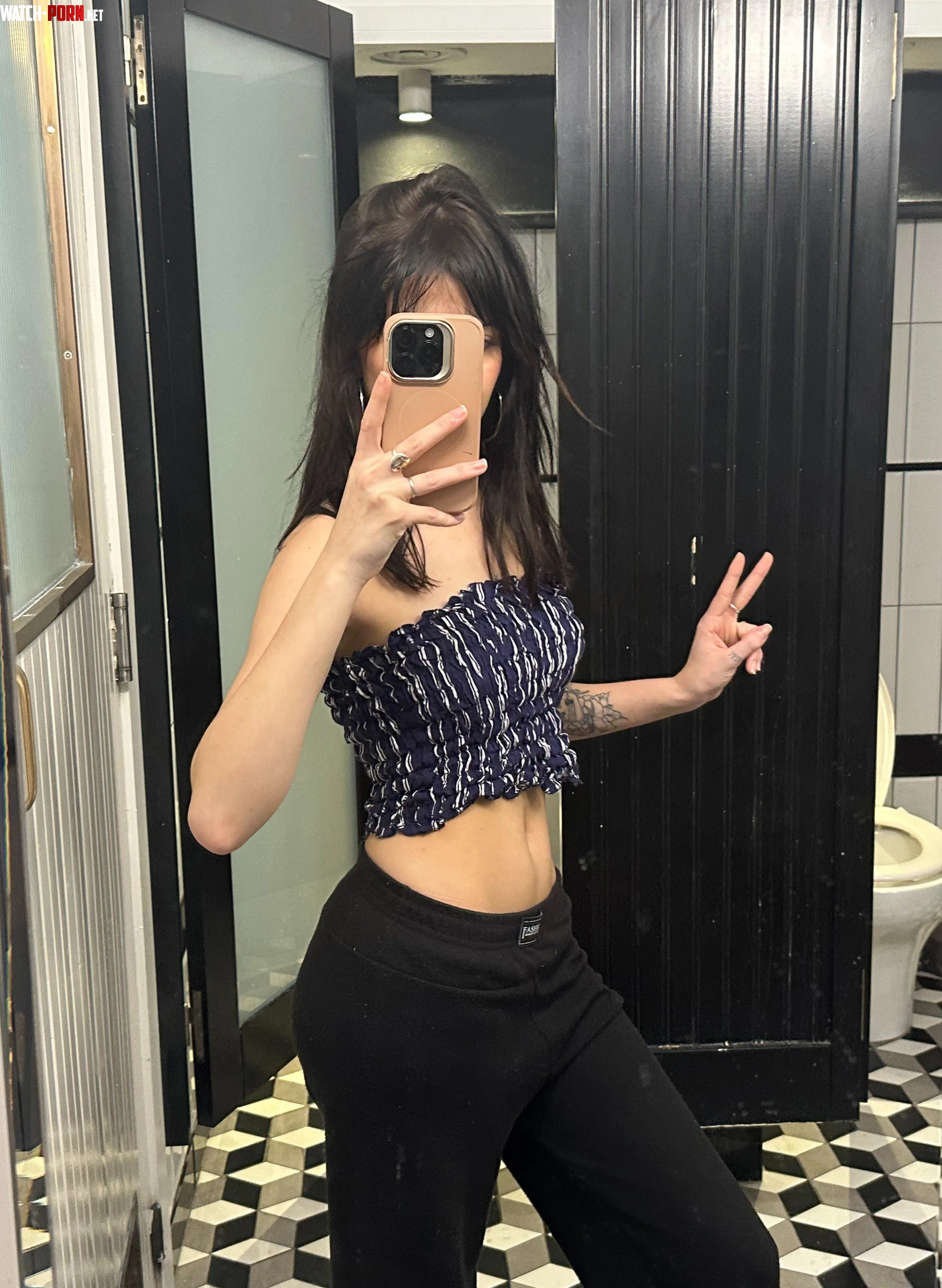Should I wear croptop more often? by sandibelle1